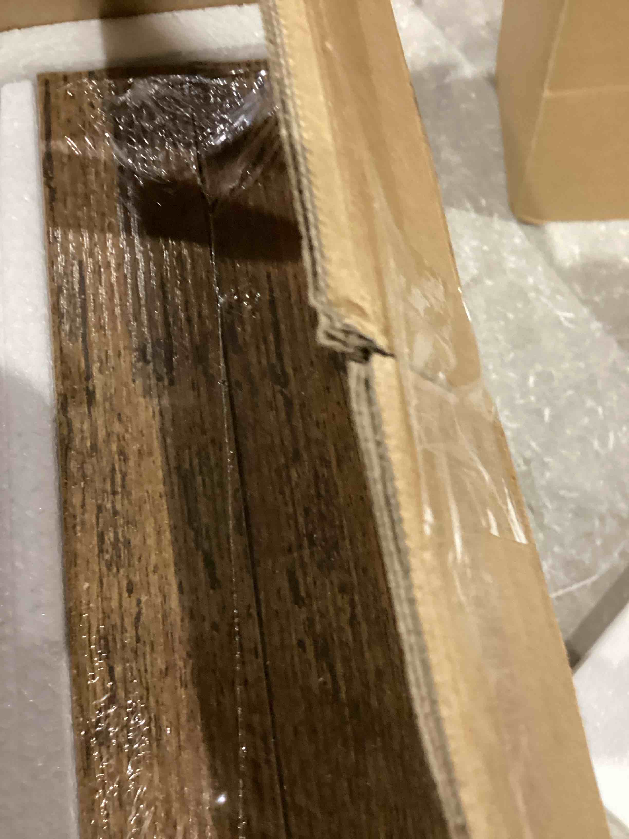 https://s3.amazonaws.com/lotting-images-prod/bidfta/GRA0425162_1748460047157.jpeg