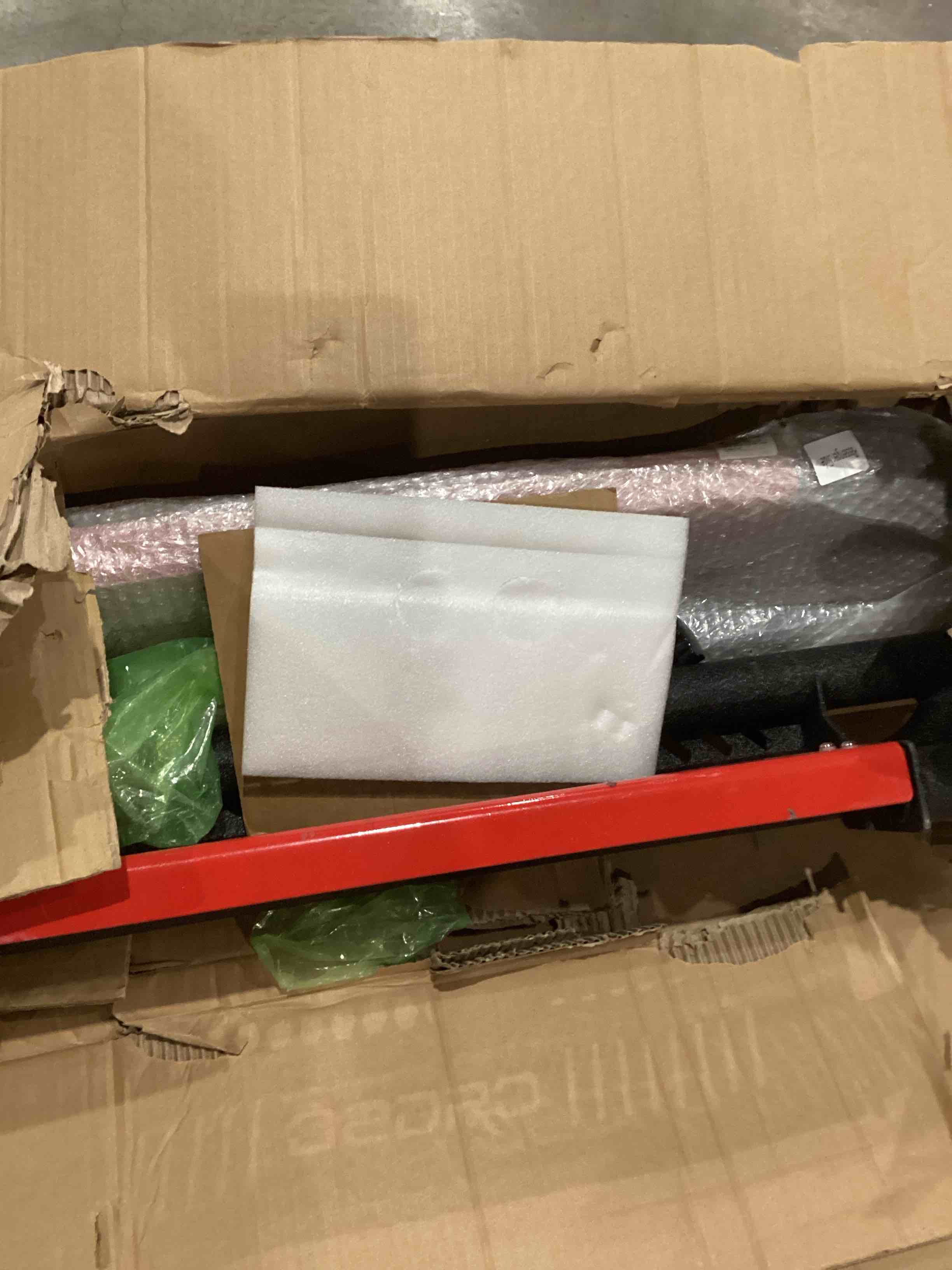 https://s3.amazonaws.com/lotting-images-prod/bidfta/GRA0425353_1748359123926.jpeg