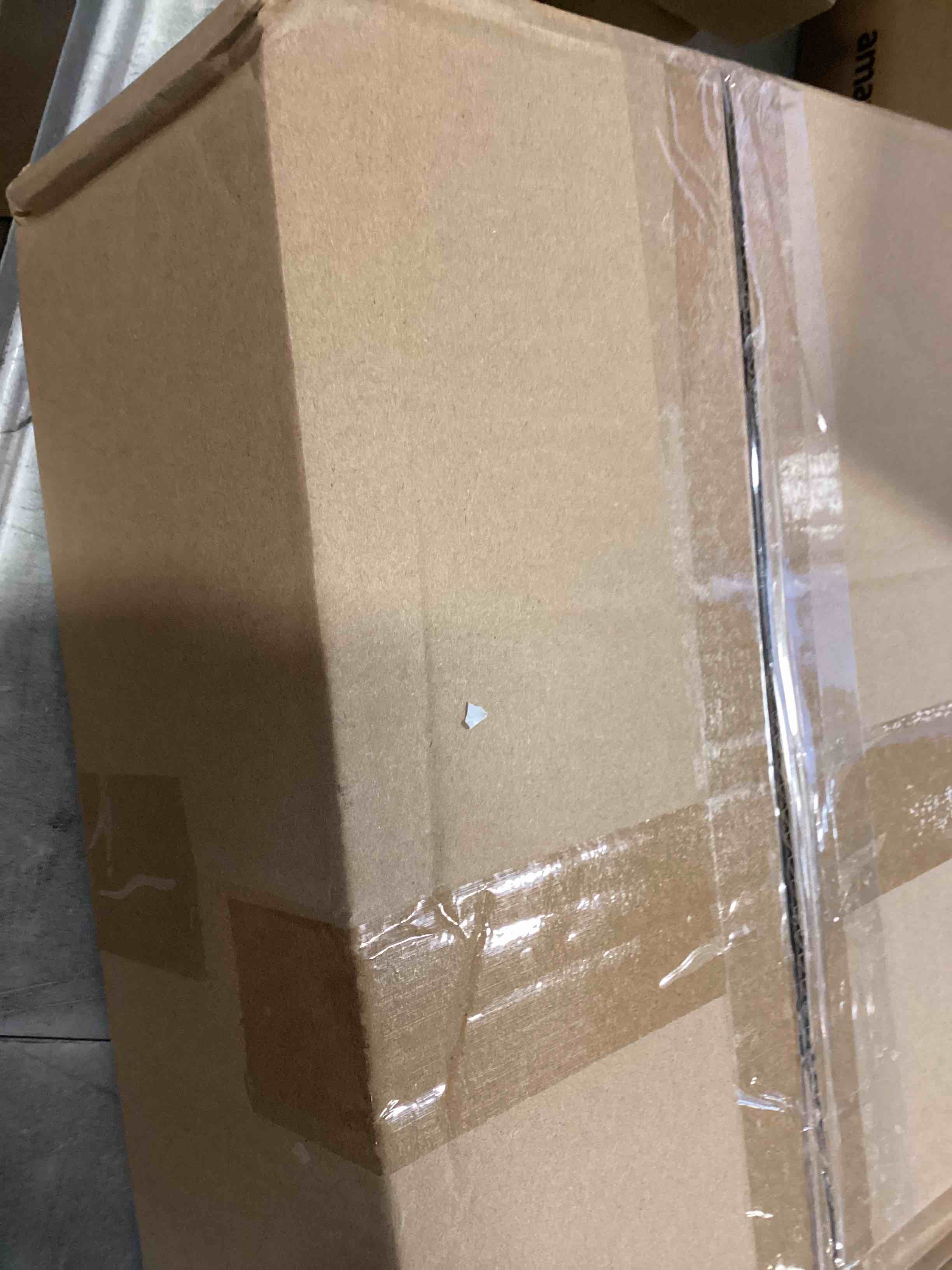 https://s3.amazonaws.com/lotting-images-prod/bidfta/GRA0427461_1732647355295.jpeg