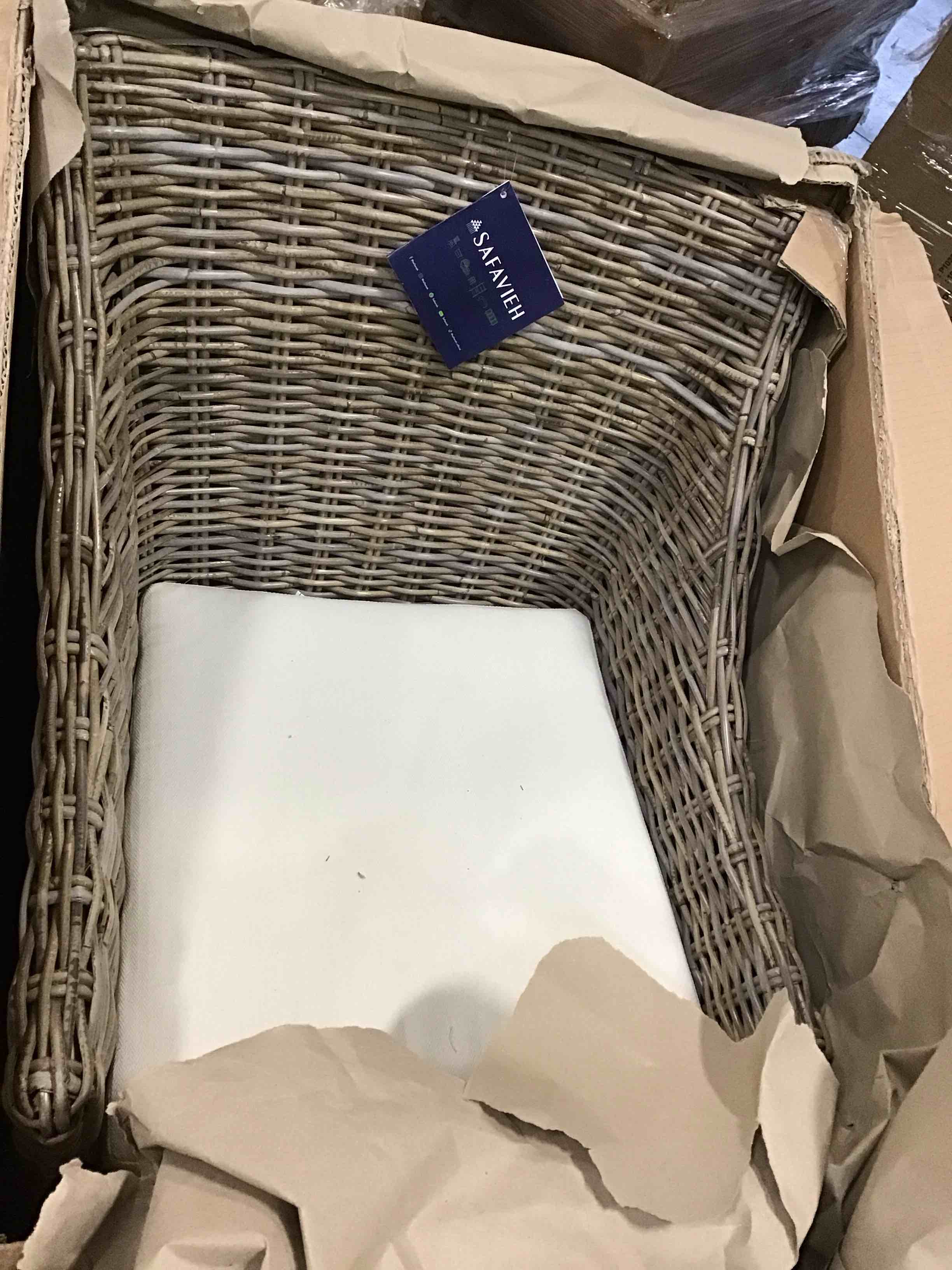 https://s3.amazonaws.com/lotting-images-prod/bidfta/GRA0428269_1732733571423.jpeg
