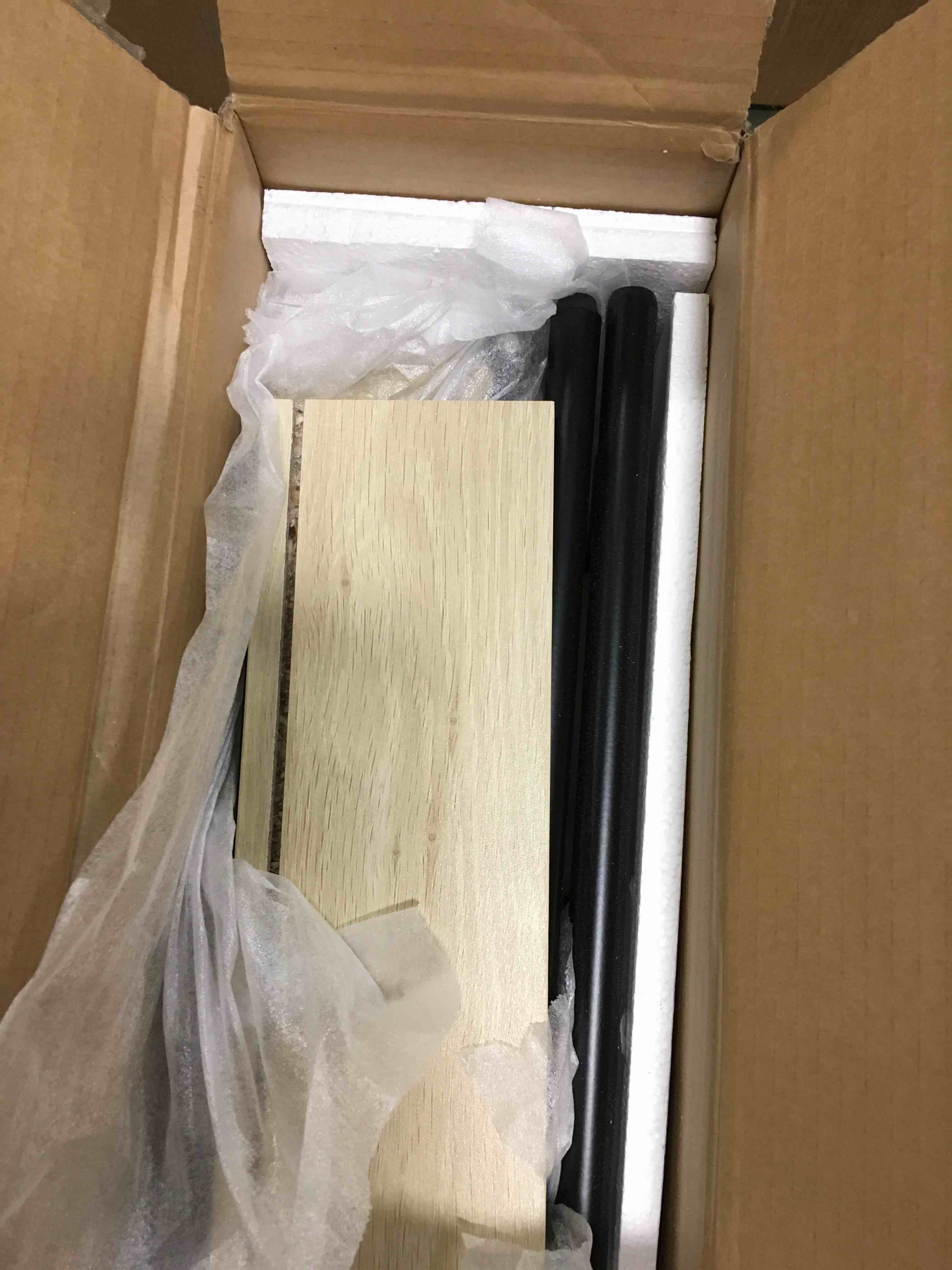 https://s3.amazonaws.com/lotting-images-prod/bidfta/GRA0428448_1732625236985.jpeg