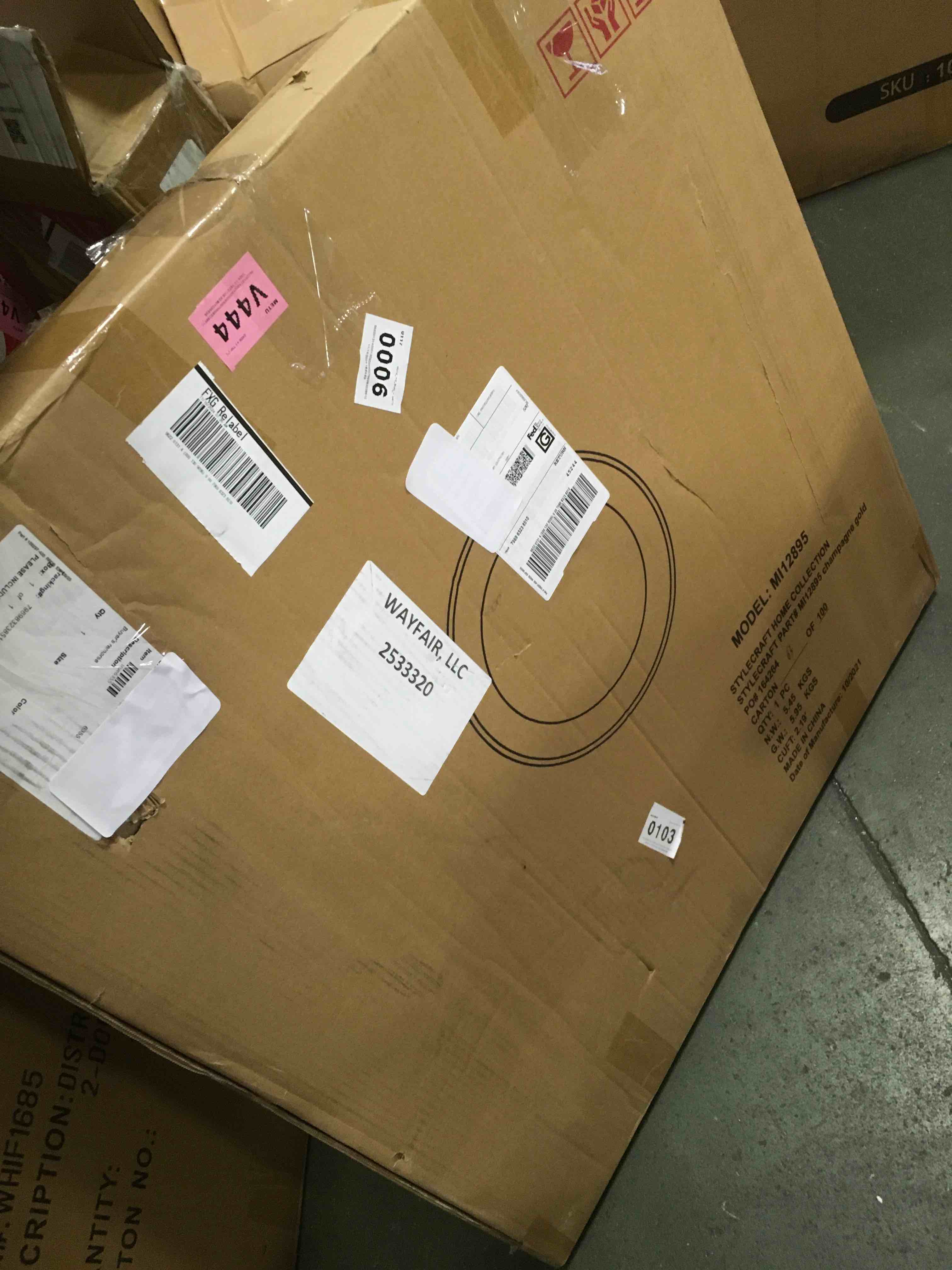 https://s3.amazonaws.com/lotting-images-prod/bidfta/GRA0428883_1732118128809.jpeg