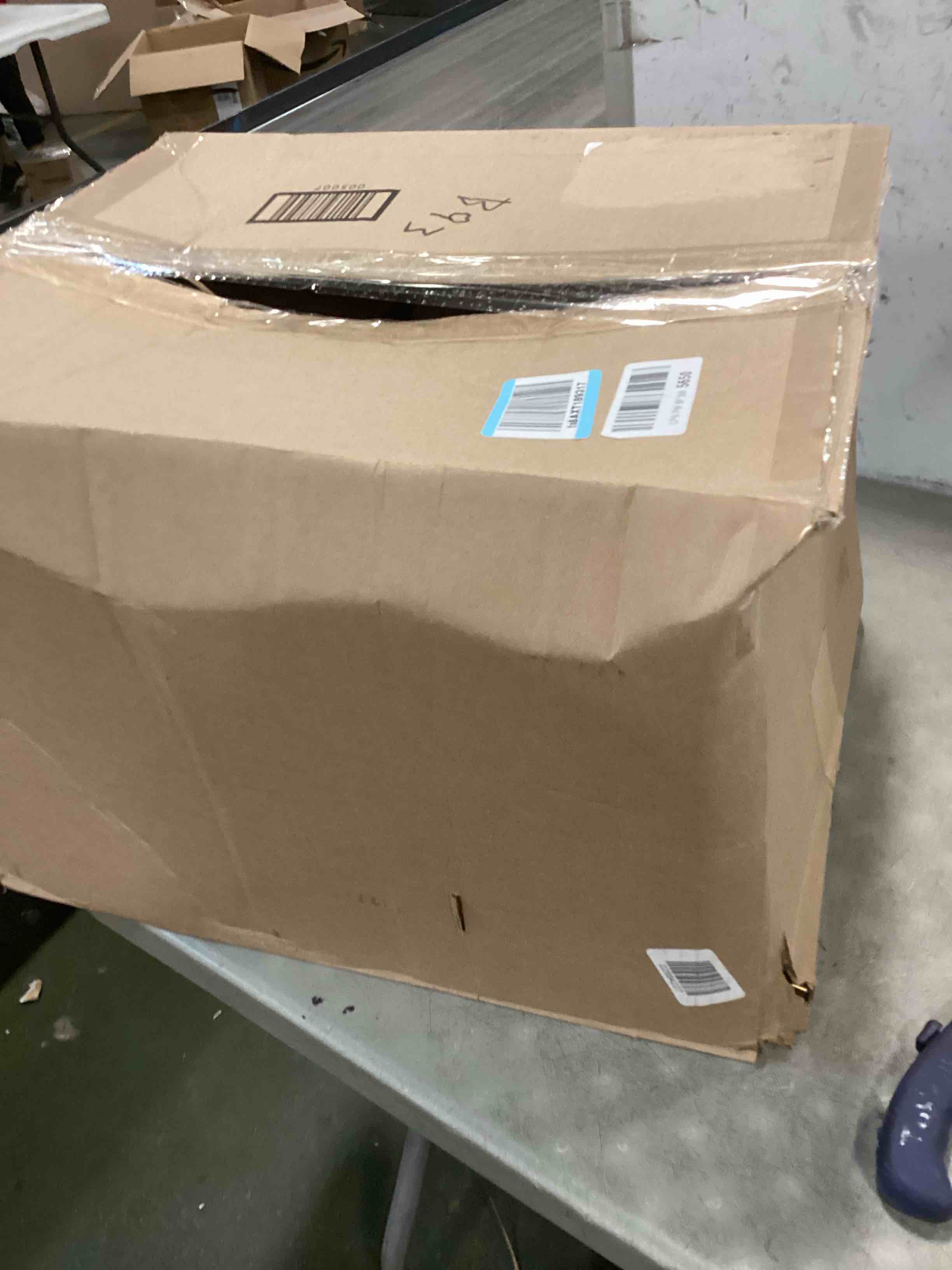 https://s3.amazonaws.com/lotting-images-prod/bidfta/GRA0435261_1732033002699.jpeg