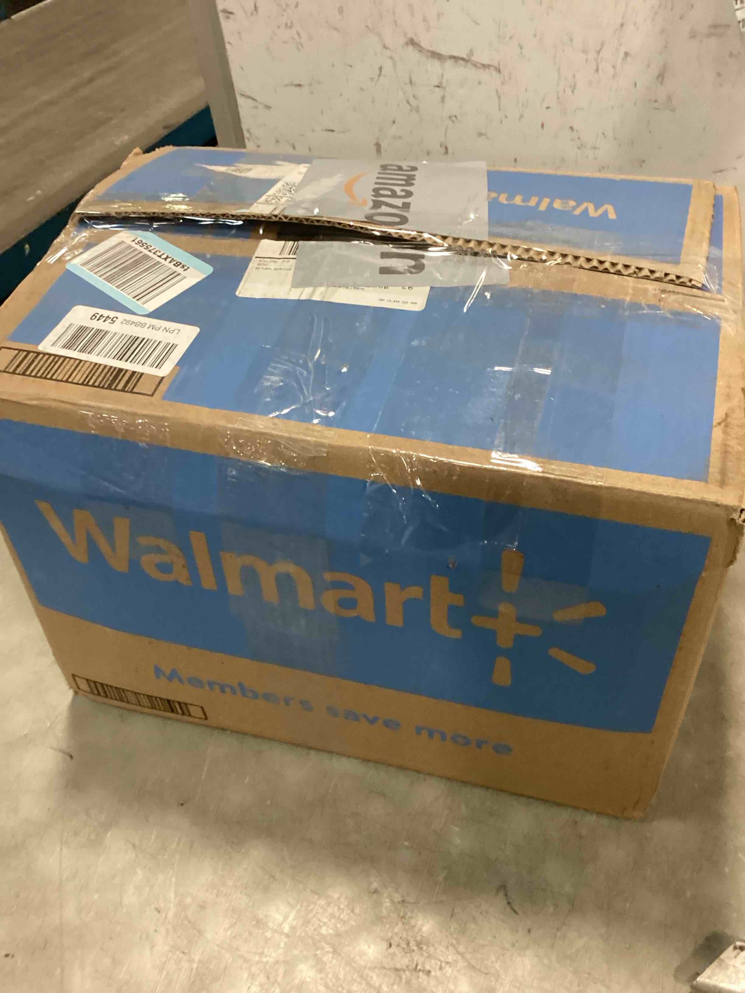 https://s3.amazonaws.com/lotting-images-prod/bidfta/GRA0435323_1732023328353.jpeg
