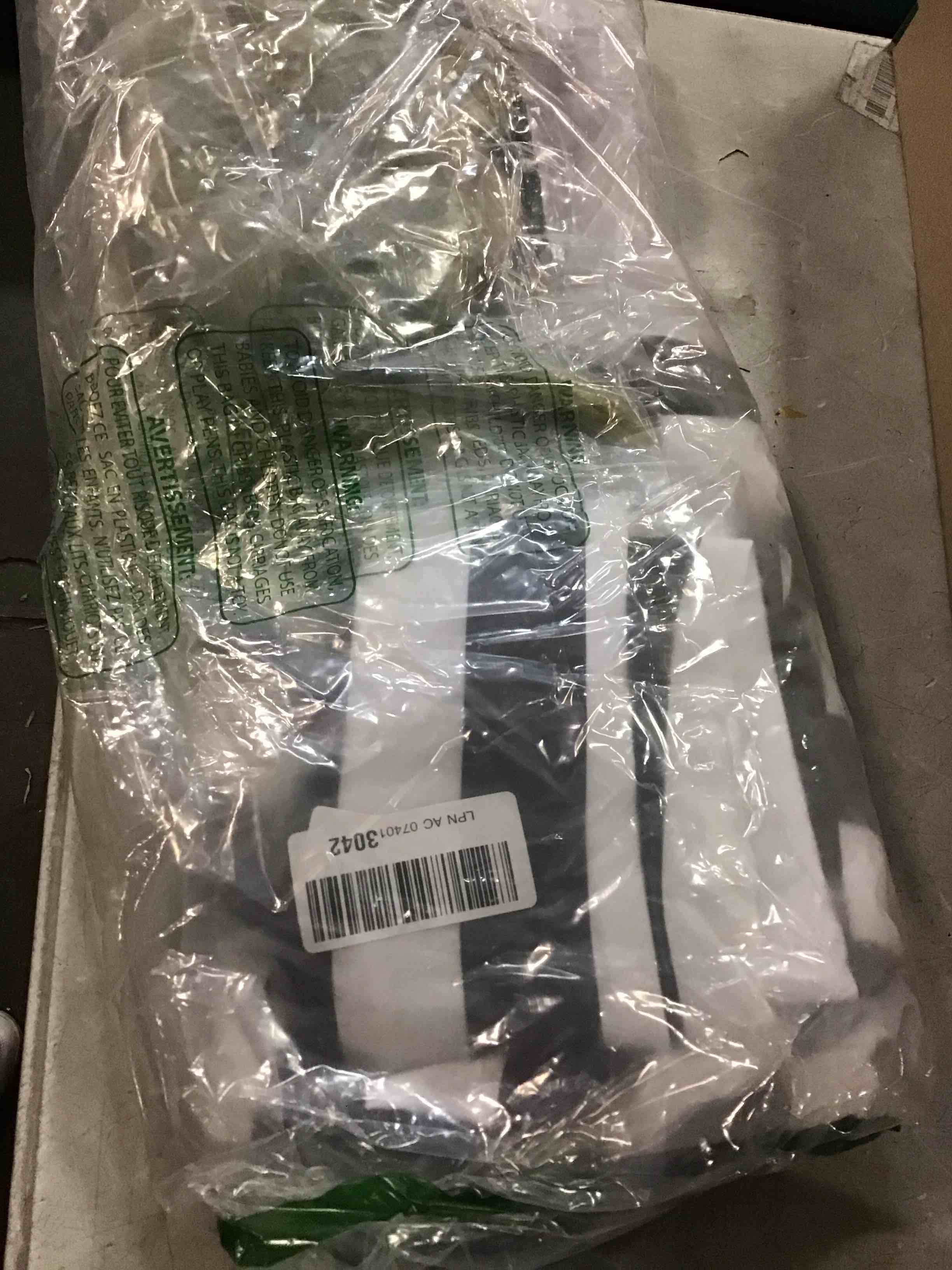 https://s3.amazonaws.com/lotting-images-prod/bidfta/GRA0438143_1732246052292.jpeg