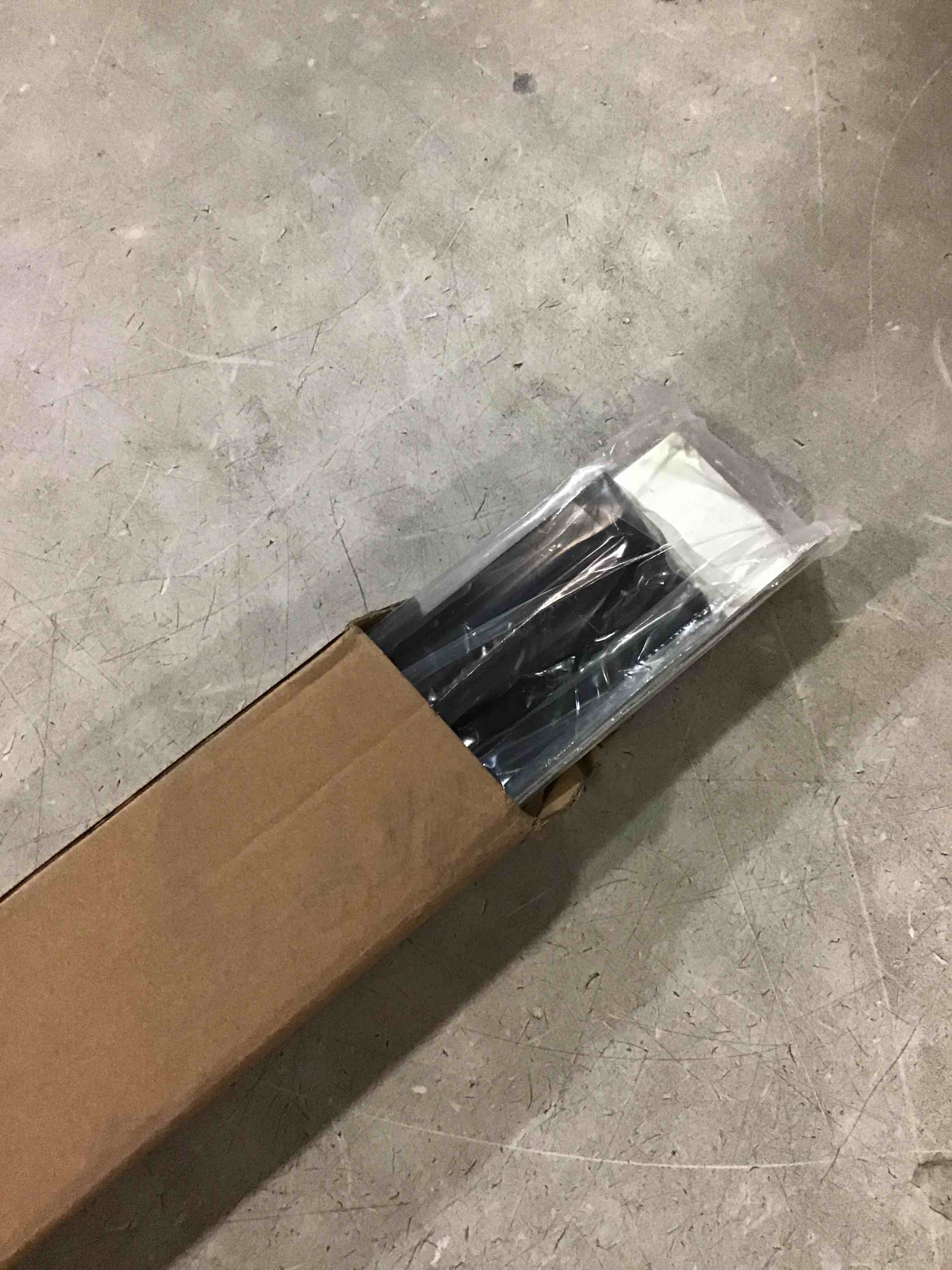 https://s3.amazonaws.com/lotting-images-prod/bidfta/GRA0438483_1732074934104.jpeg