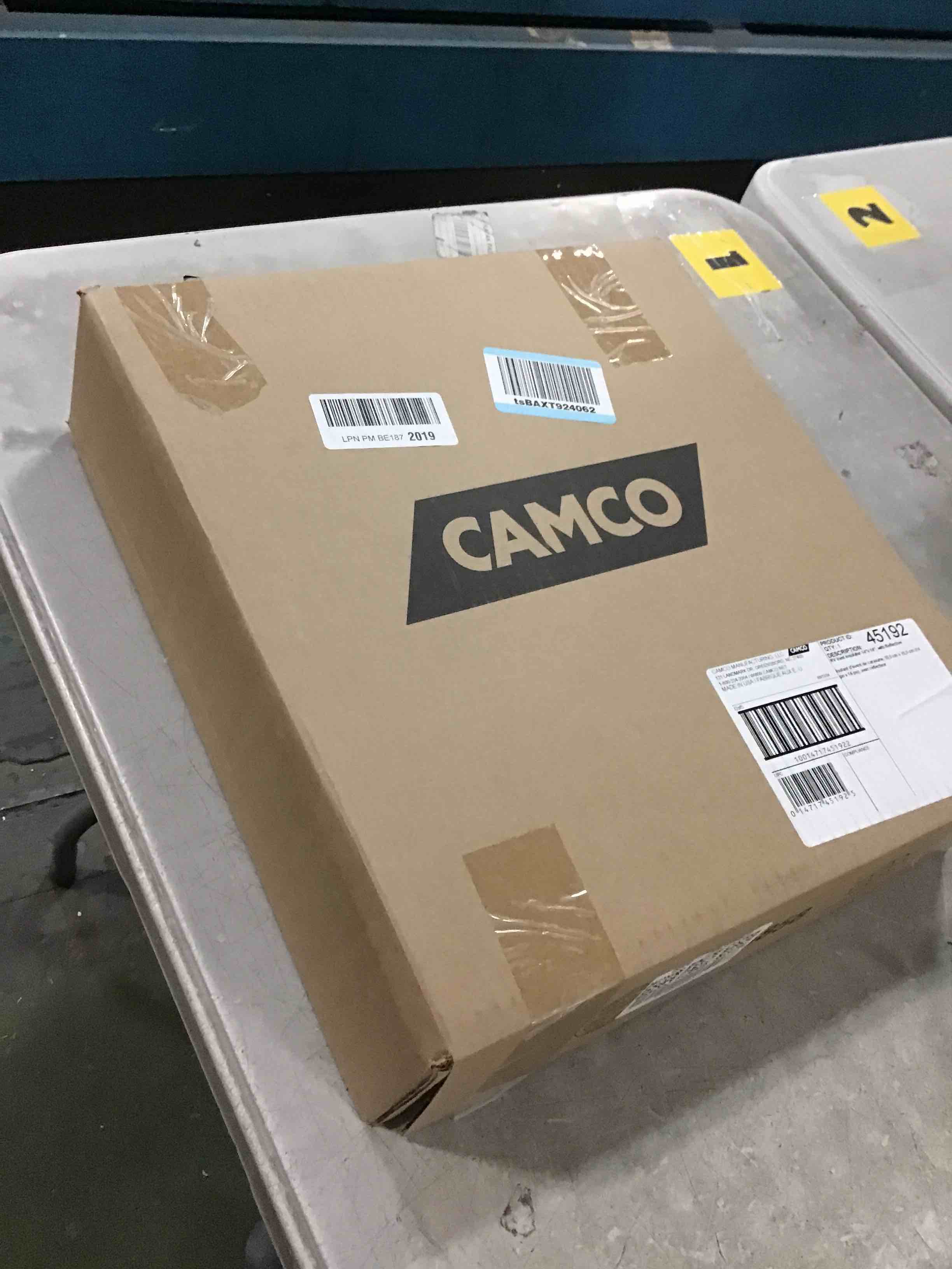 https://s3.amazonaws.com/lotting-images-prod/bidfta/GRA0438506_1732073182148.jpeg