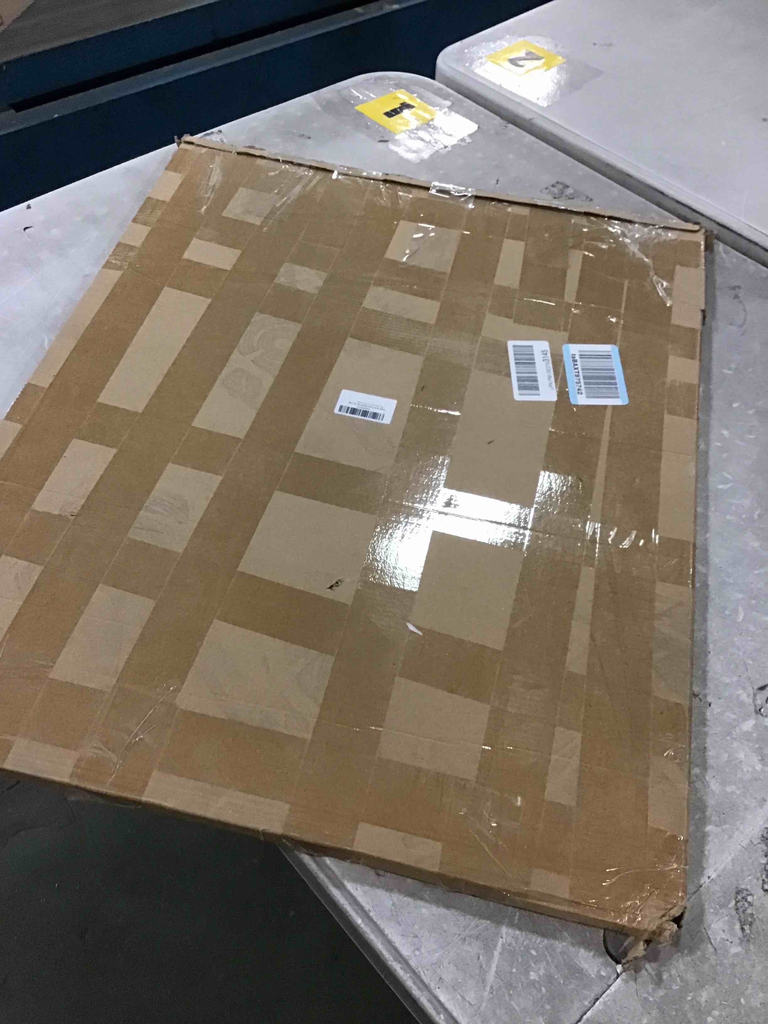 https://s3.amazonaws.com/lotting-images-prod/bidfta/GRA0438761_1731970558439.jpeg