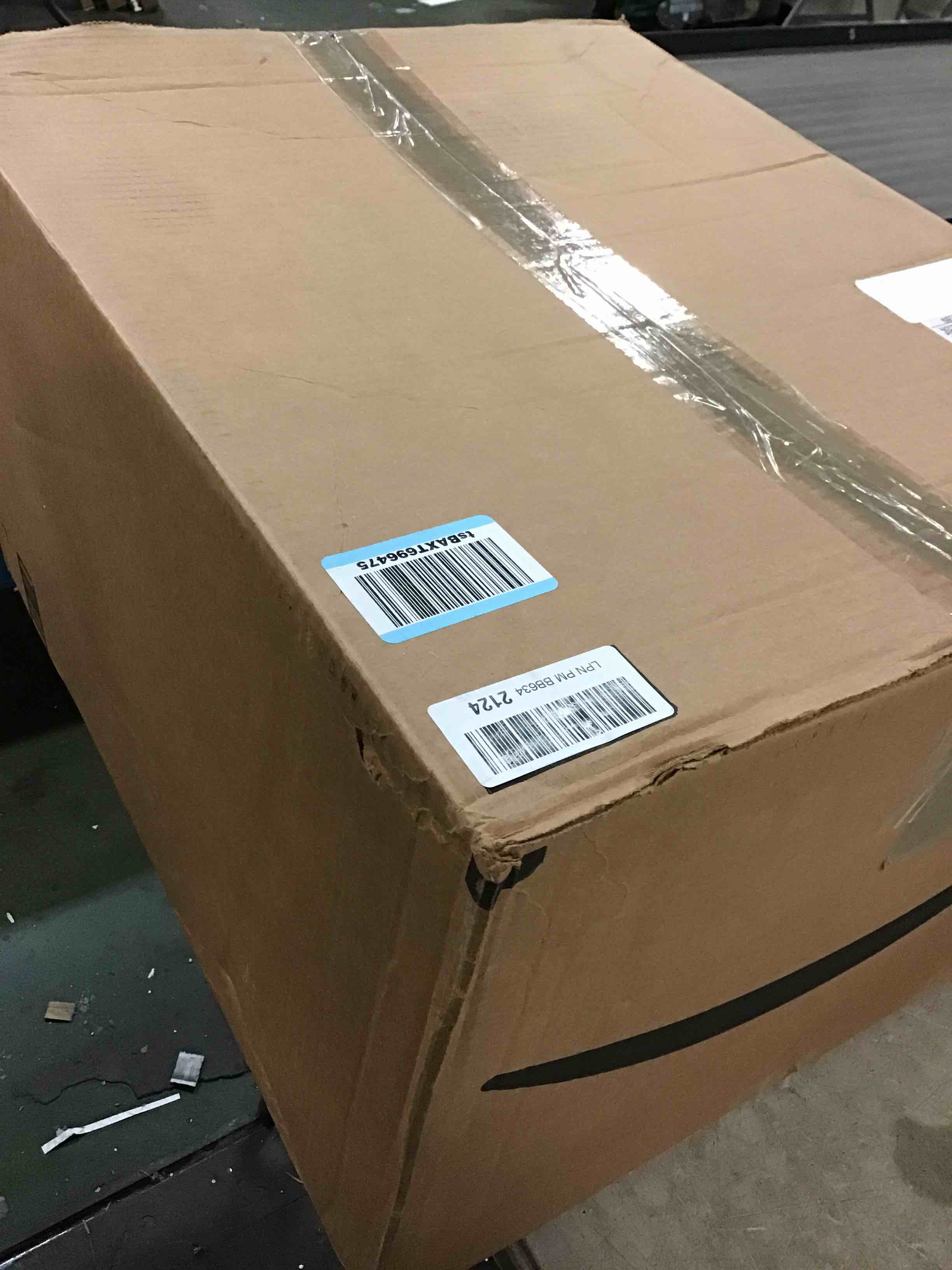 https://s3.amazonaws.com/lotting-images-prod/bidfta/GRA0438809_1731735264777.jpeg