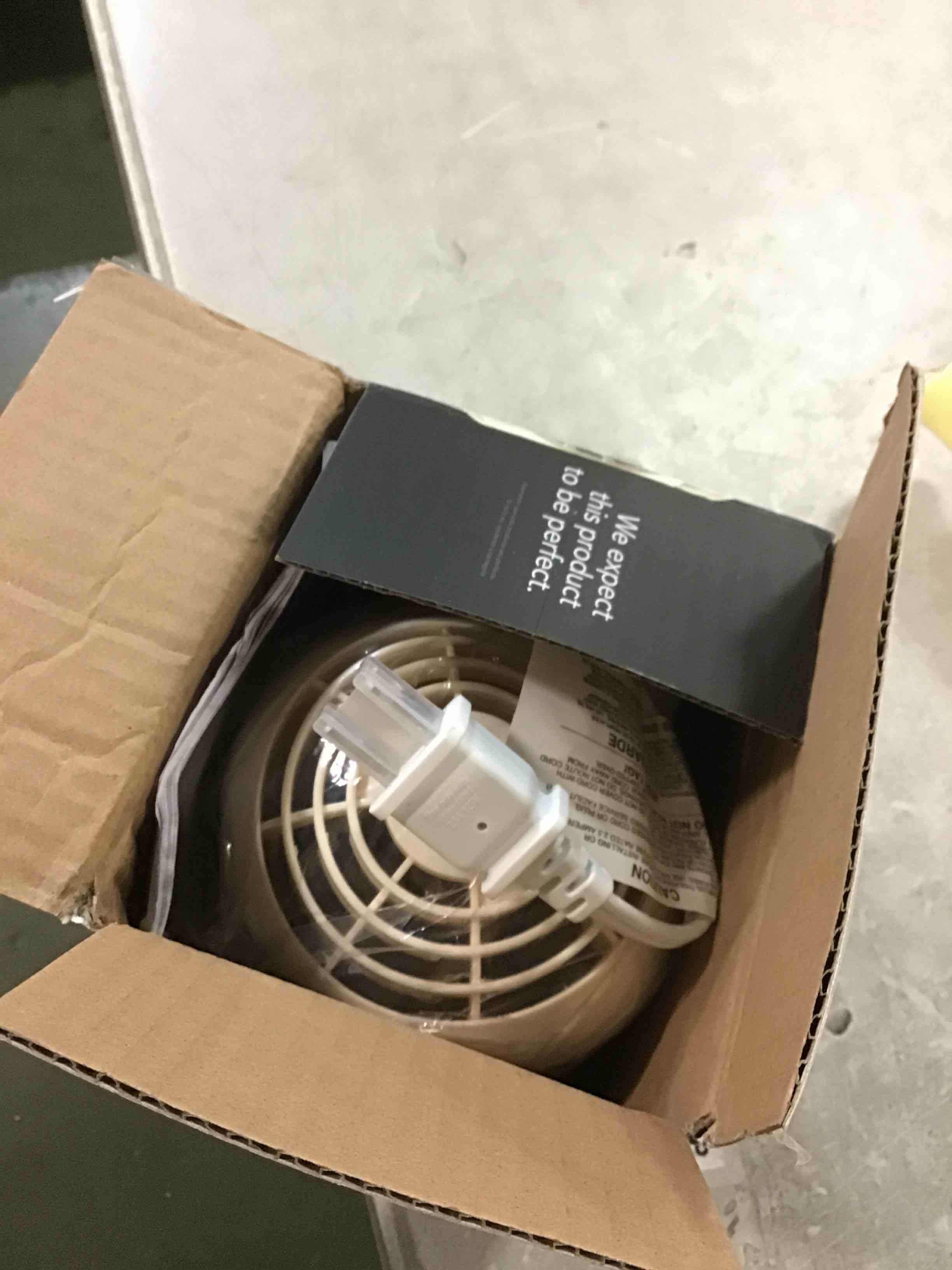 https://s3.amazonaws.com/lotting-images-prod/bidfta/GRA0438924_1731718015078.jpeg