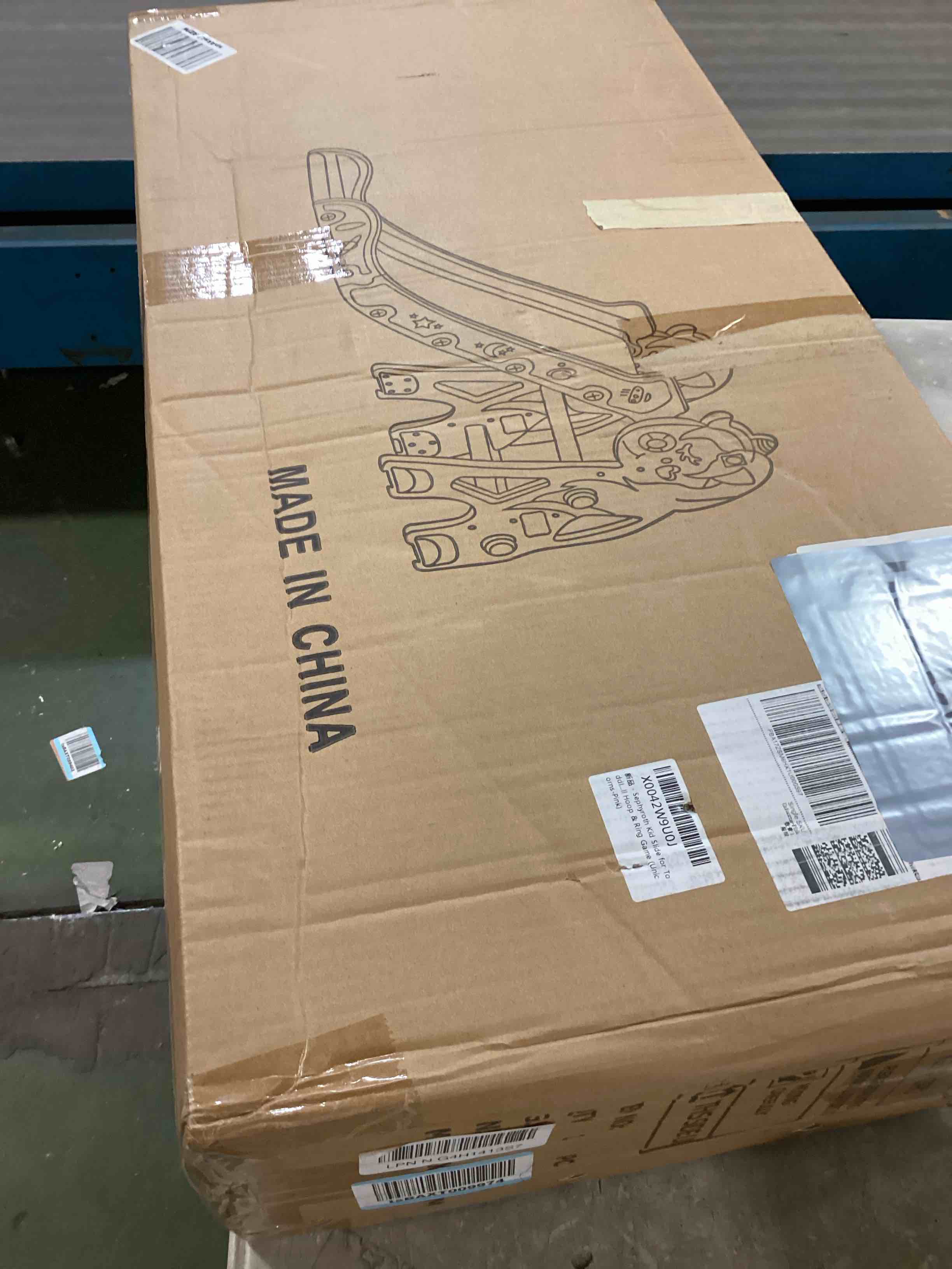https://s3.amazonaws.com/lotting-images-prod/bidfta/GRA0439314_1731475049118.jpeg