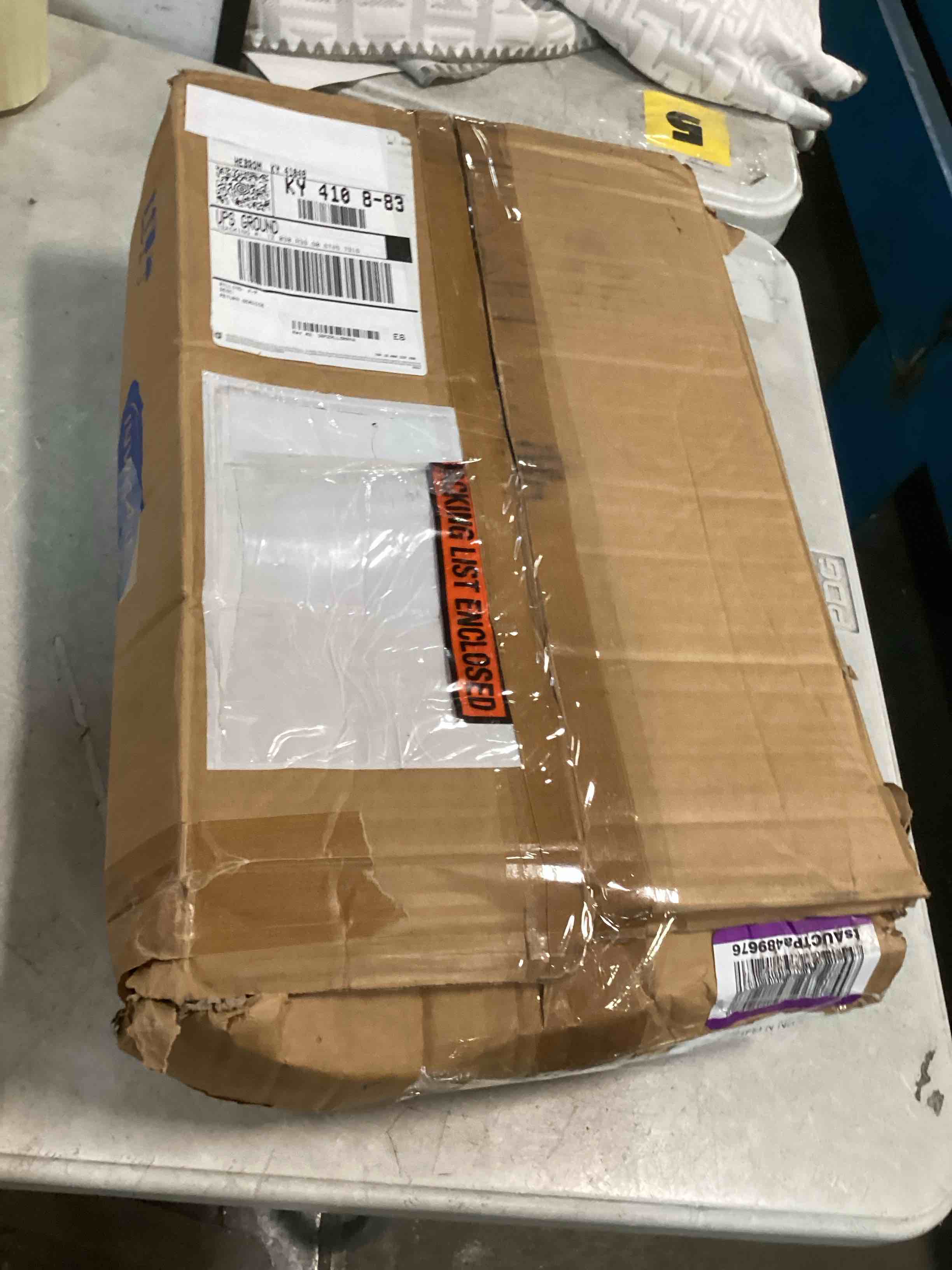https://s3.amazonaws.com/lotting-images-prod/bidfta/GRA0440747_1732028141017.jpeg