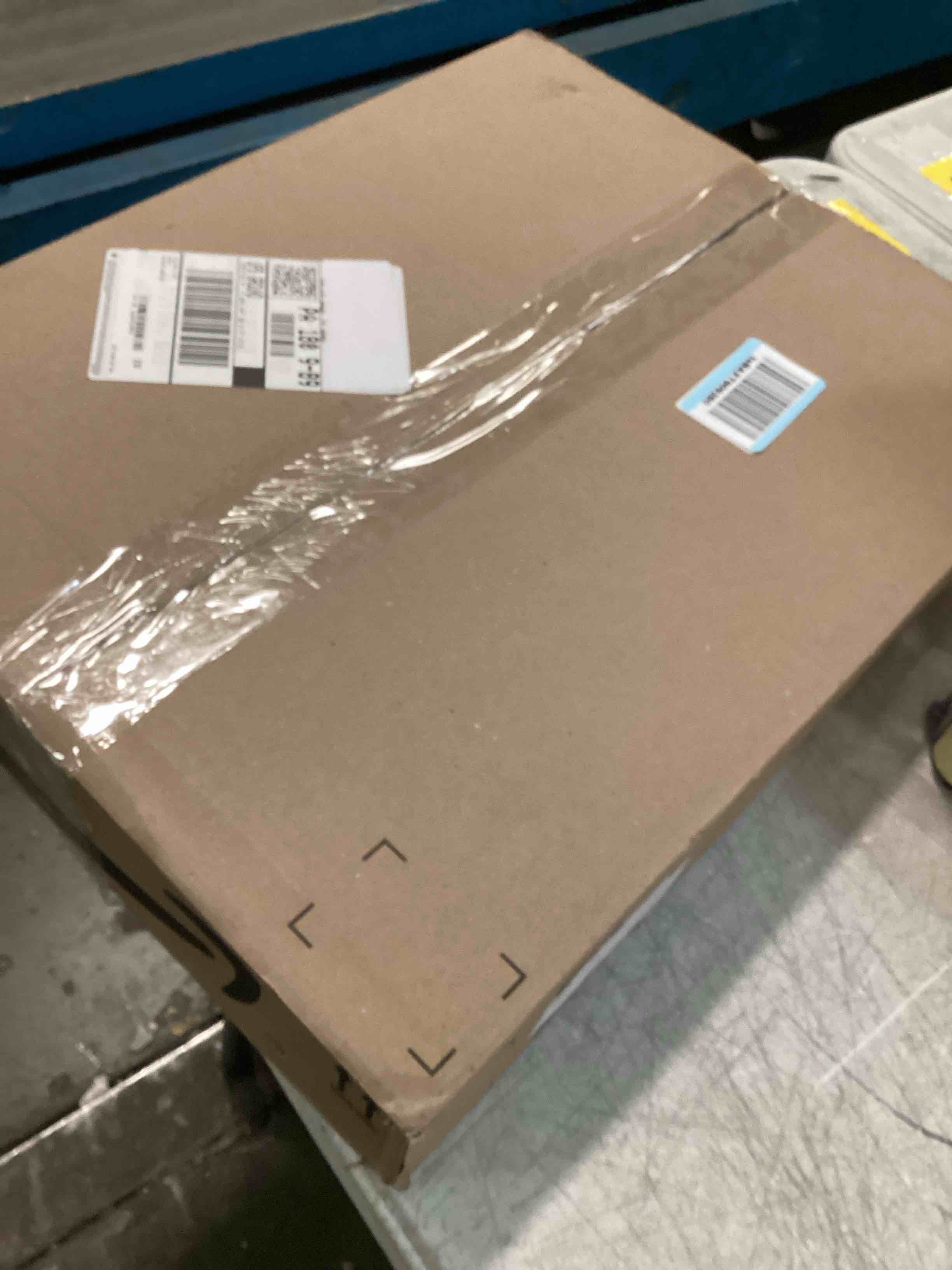 https://s3.amazonaws.com/lotting-images-prod/bidfta/GRA0440825_1731963109579.jpeg
