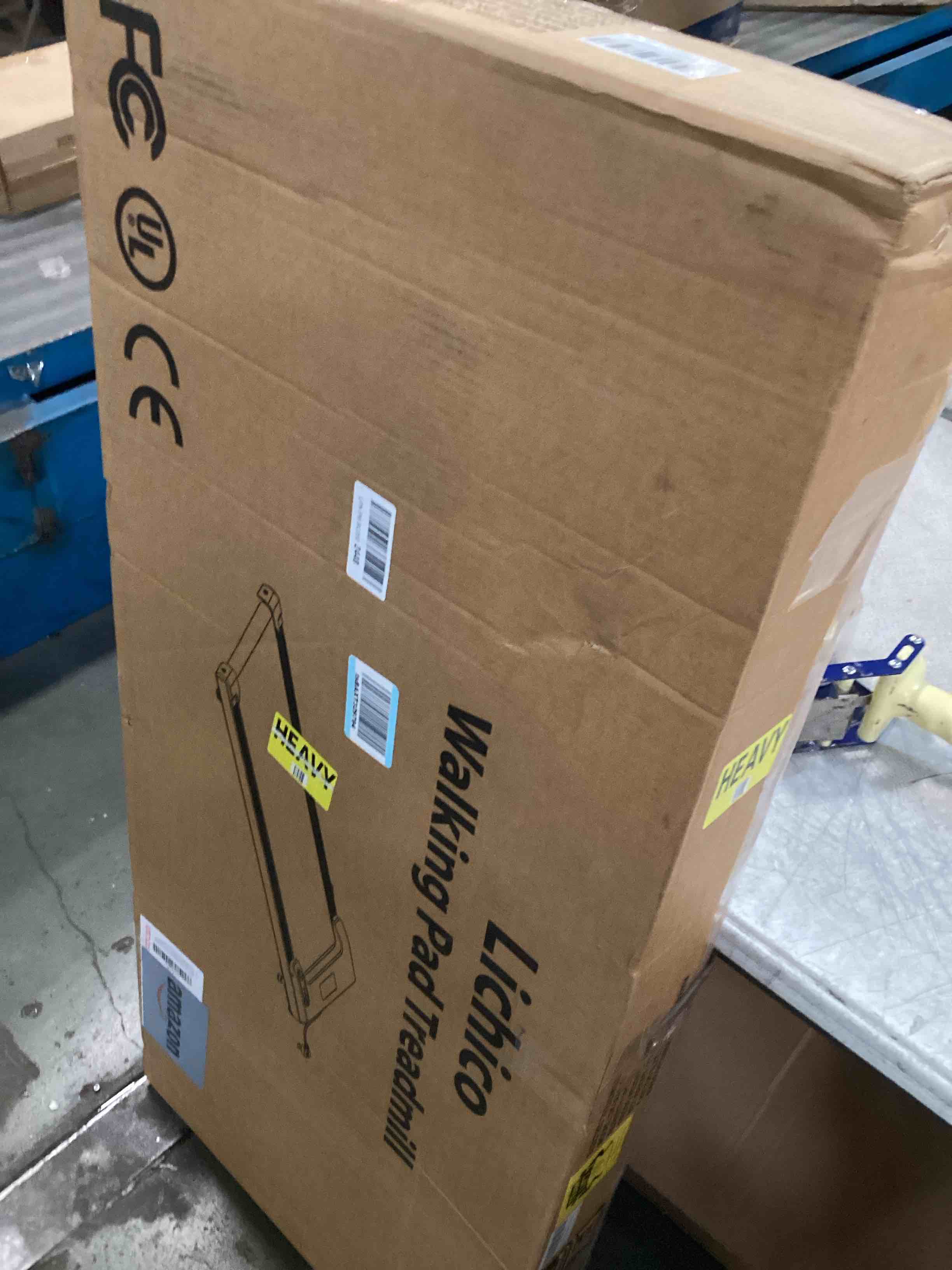 https://s3.amazonaws.com/lotting-images-prod/bidfta/GRA0440933_1731948204828.jpeg