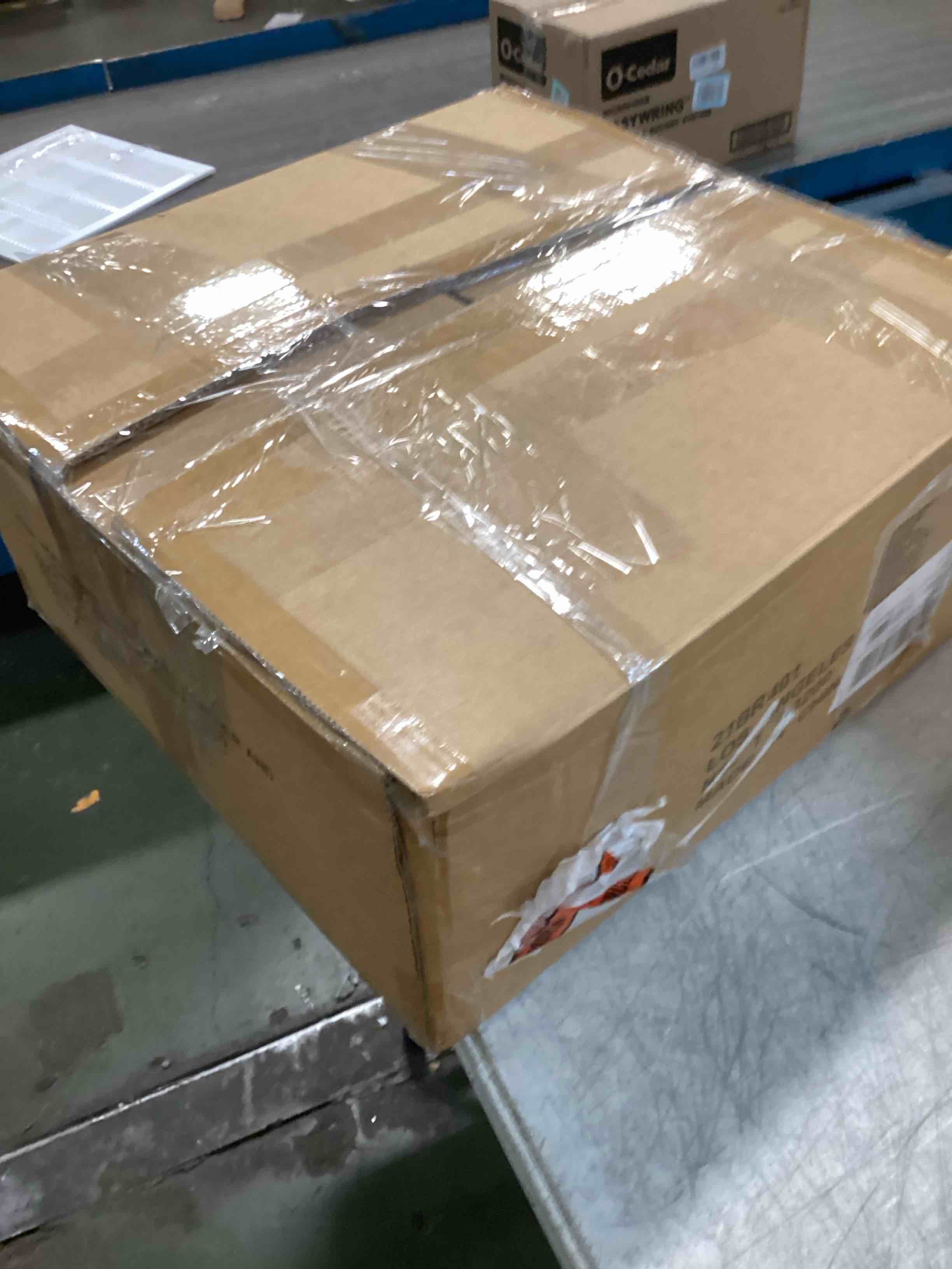 https://s3.amazonaws.com/lotting-images-prod/bidfta/GRA0441005_1731937167269.jpeg
