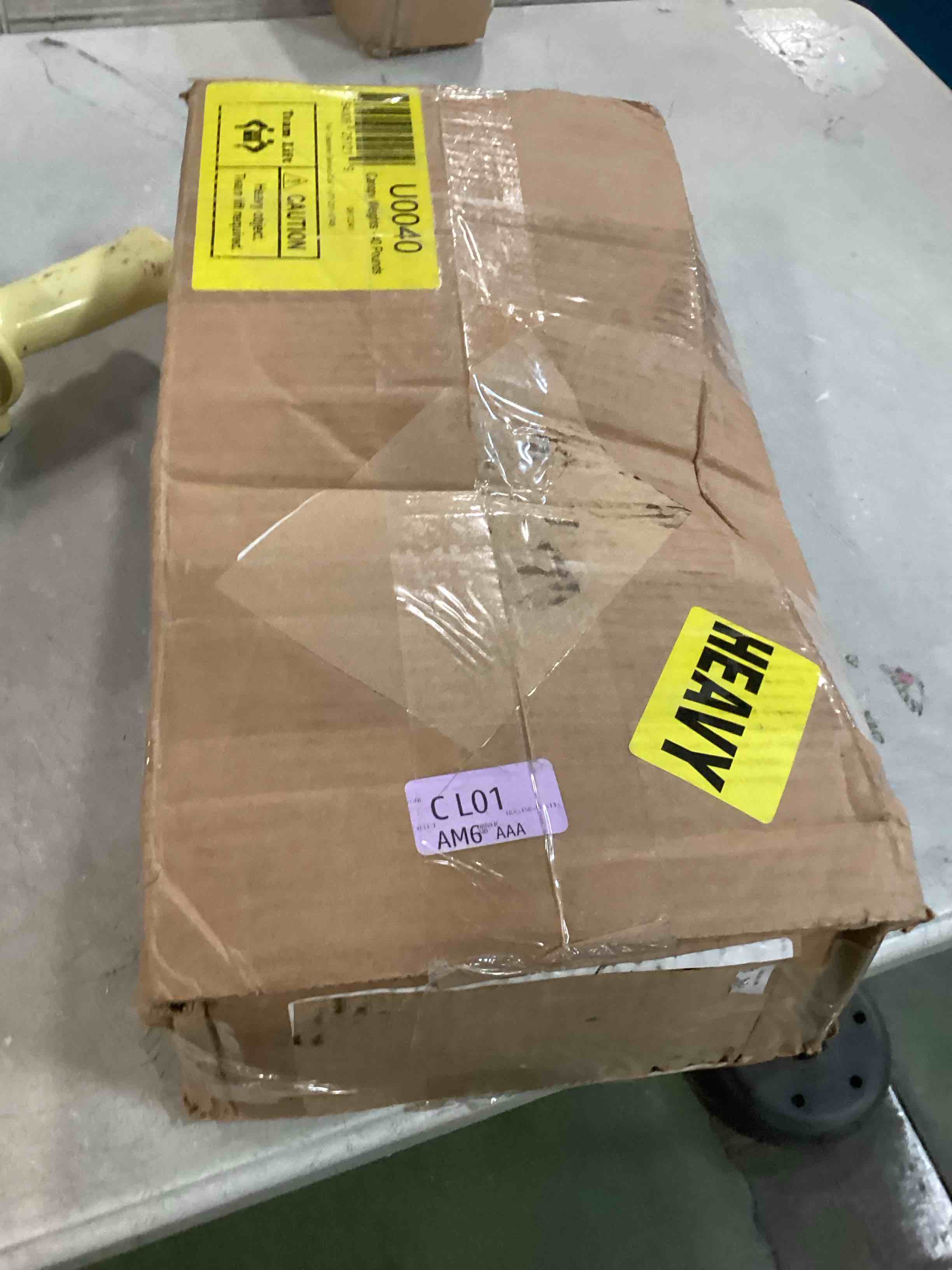 https://s3.amazonaws.com/lotting-images-prod/bidfta/GRA0441769_1731503390783.jpeg