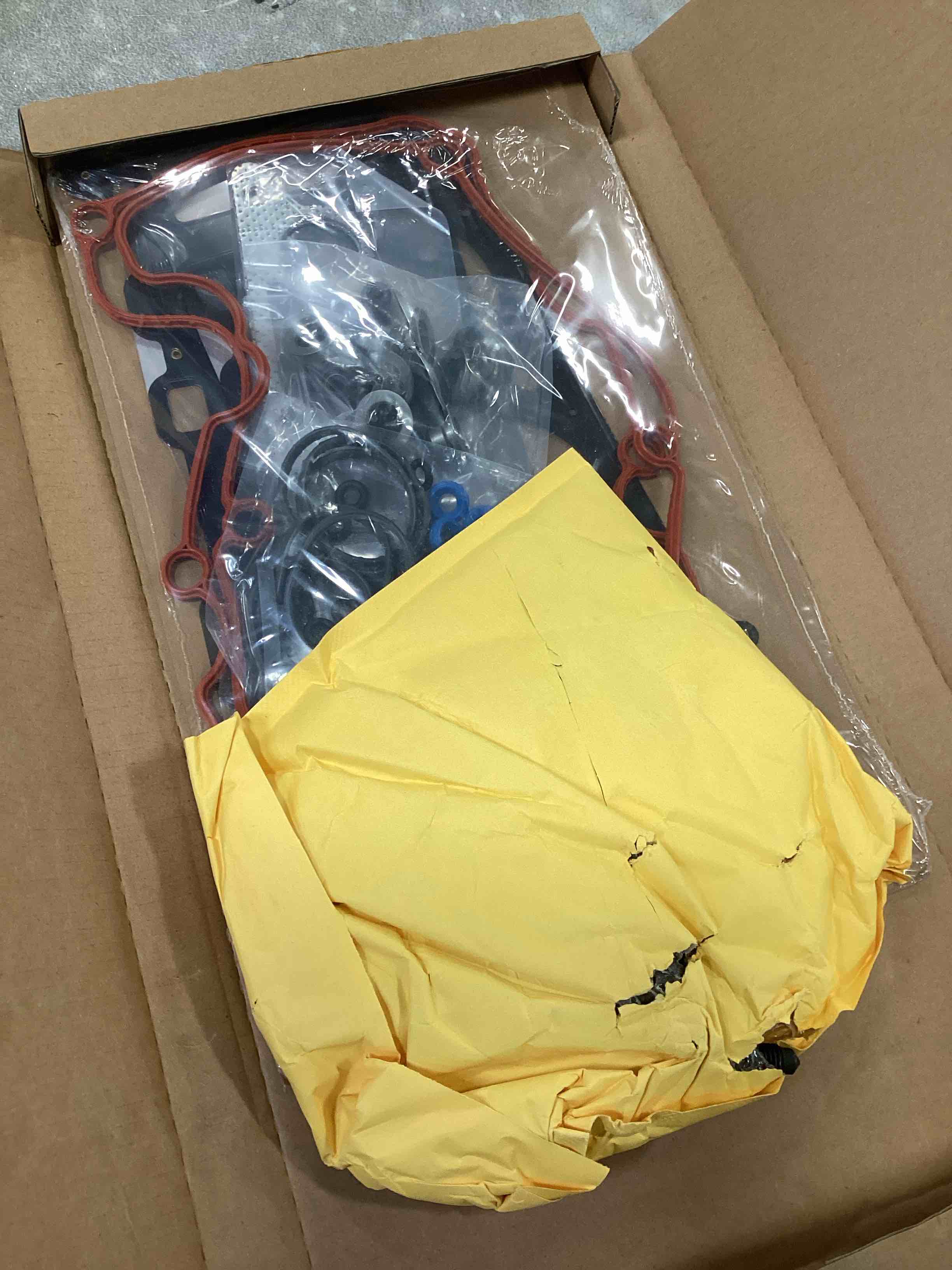 https://s3.amazonaws.com/lotting-images-prod/bidfta/GRA0441968_1731353662078.jpeg