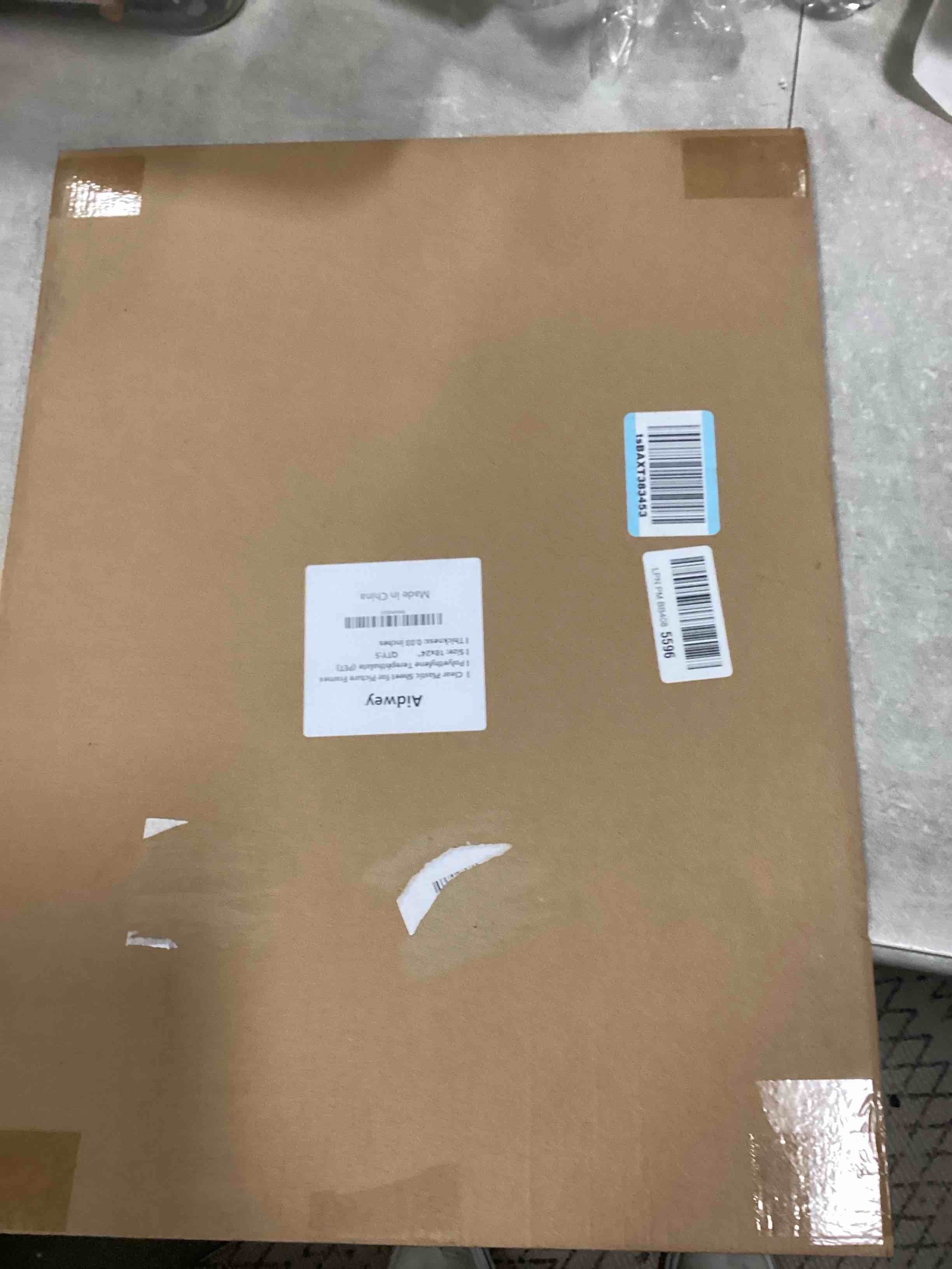 https://s3.amazonaws.com/lotting-images-prod/bidfta/GRA0442234_1732109084137.jpeg