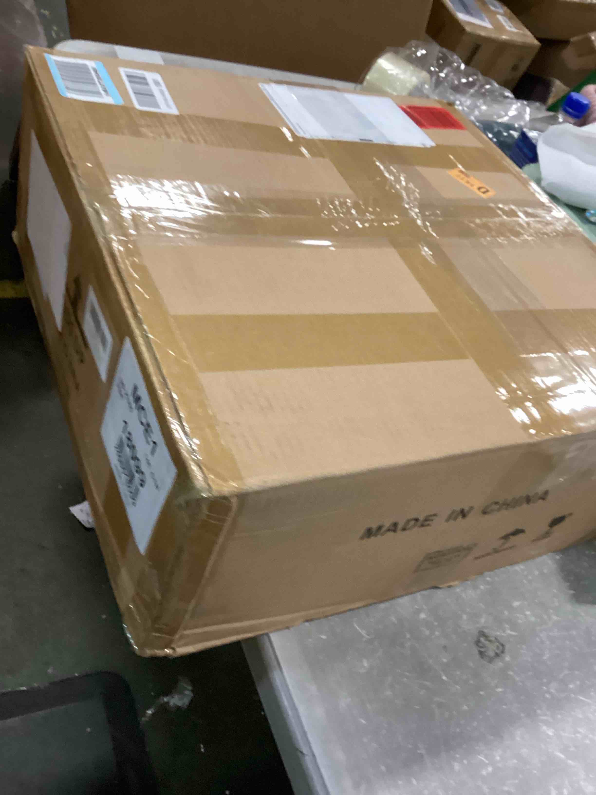 https://s3.amazonaws.com/lotting-images-prod/bidfta/GRA0442307_1732042456678.jpeg