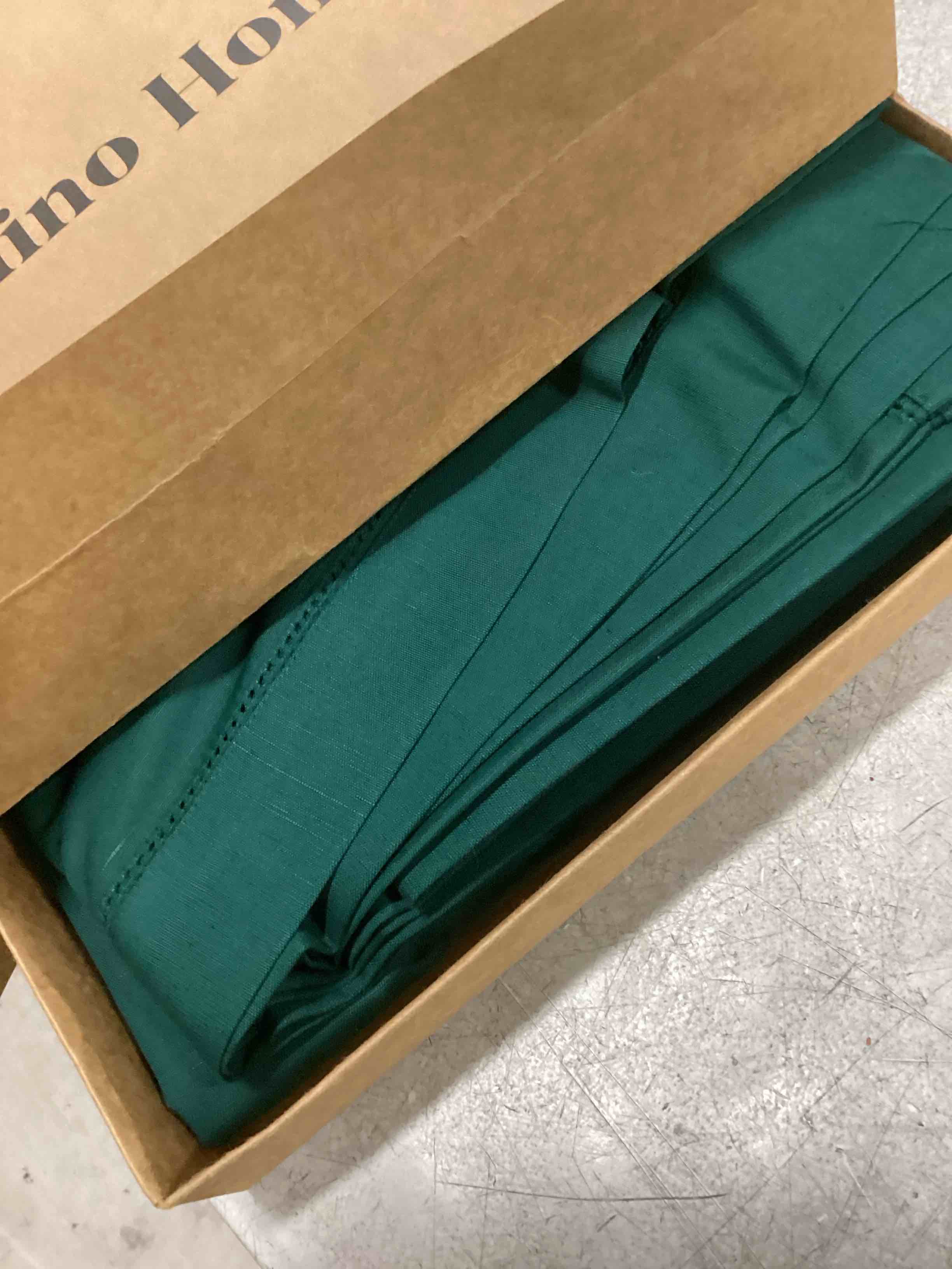 https://s3.amazonaws.com/lotting-images-prod/bidfta/GRA0443025_1731523953989.jpeg