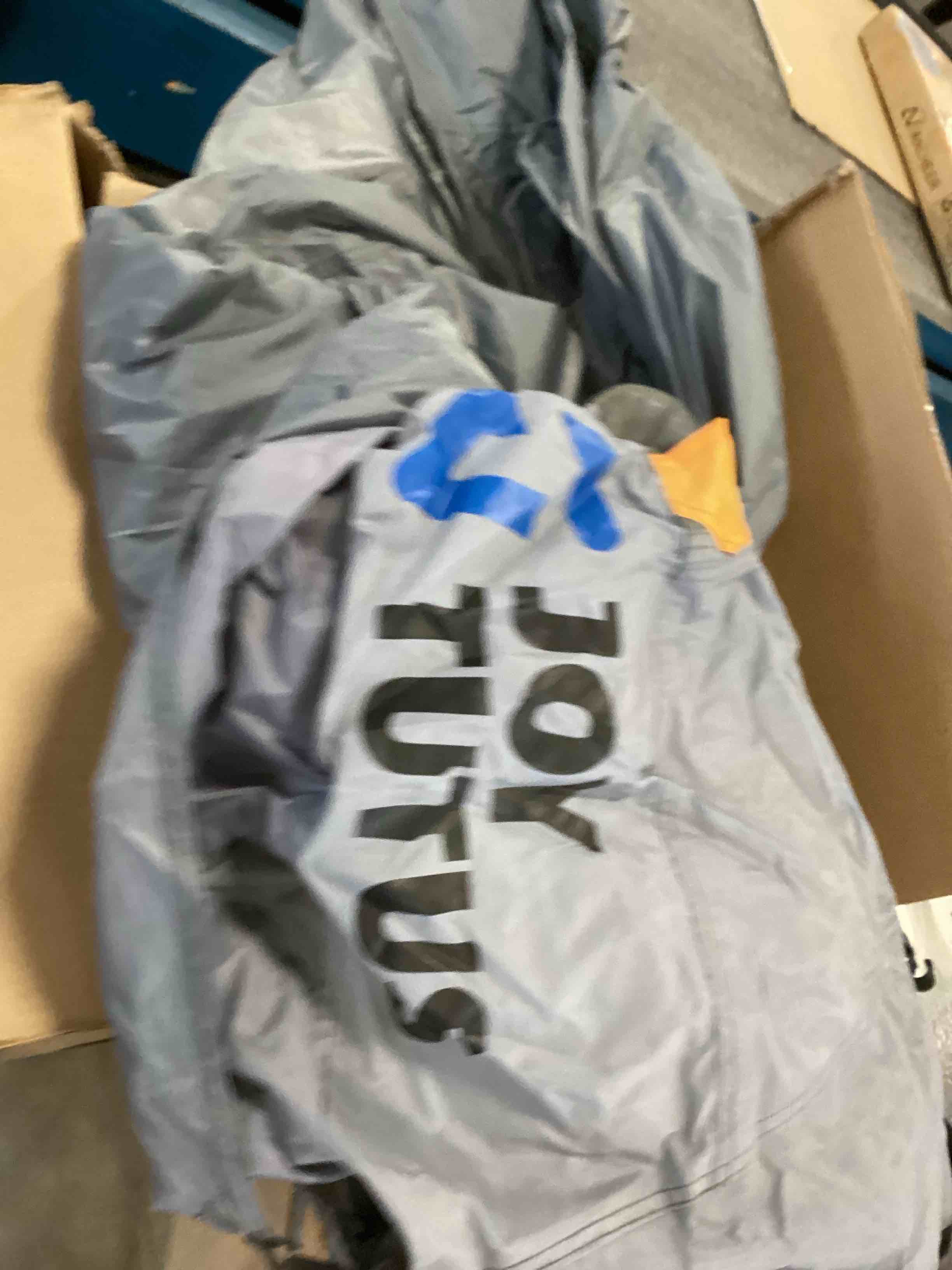 https://s3.amazonaws.com/lotting-images-prod/bidfta/GRA0443182_1731511870223.jpeg