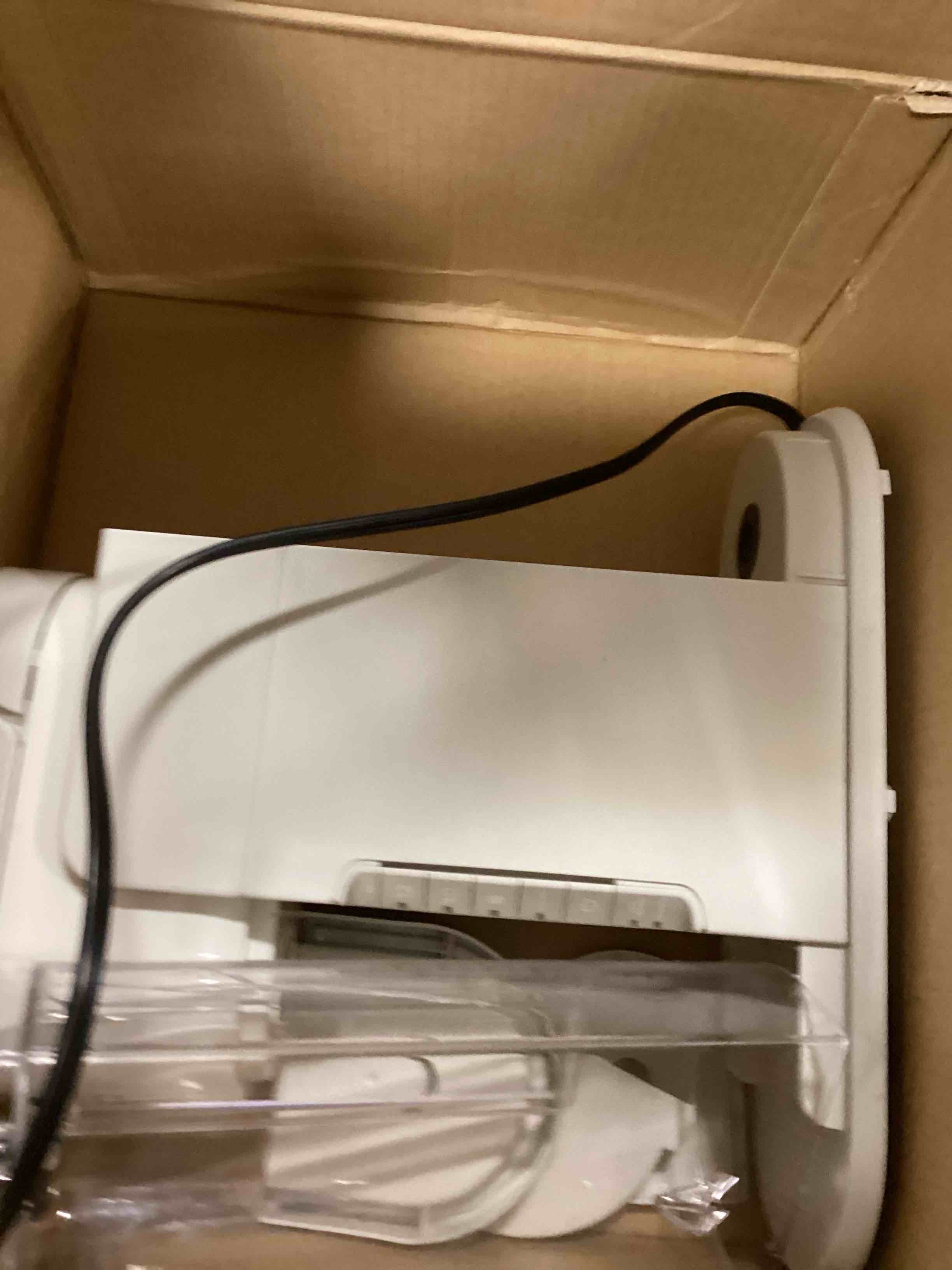 https://s3.amazonaws.com/lotting-images-prod/bidfta/GRA0443581_1731339325864.jpeg