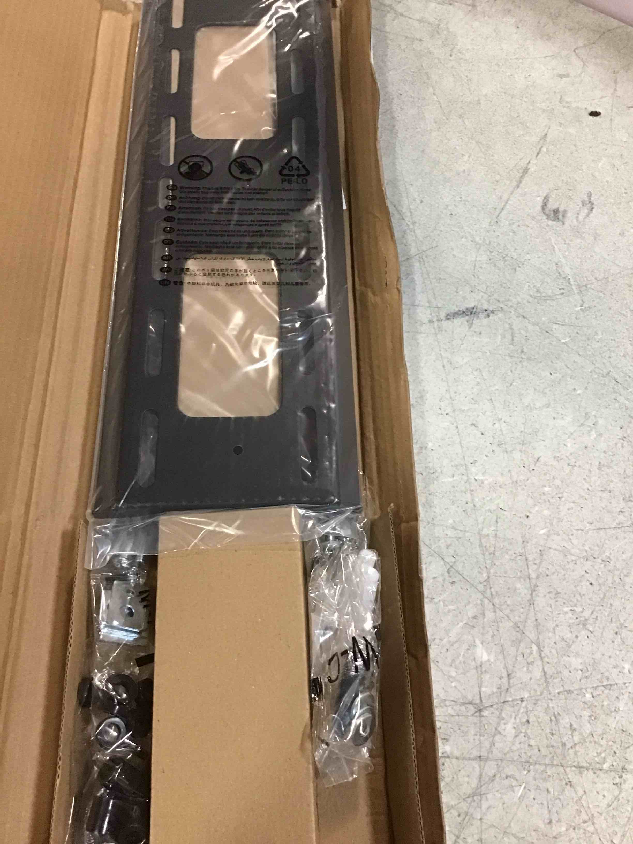 https://s3.amazonaws.com/lotting-images-prod/bidfta/GRA0443658_1730919554891.jpeg