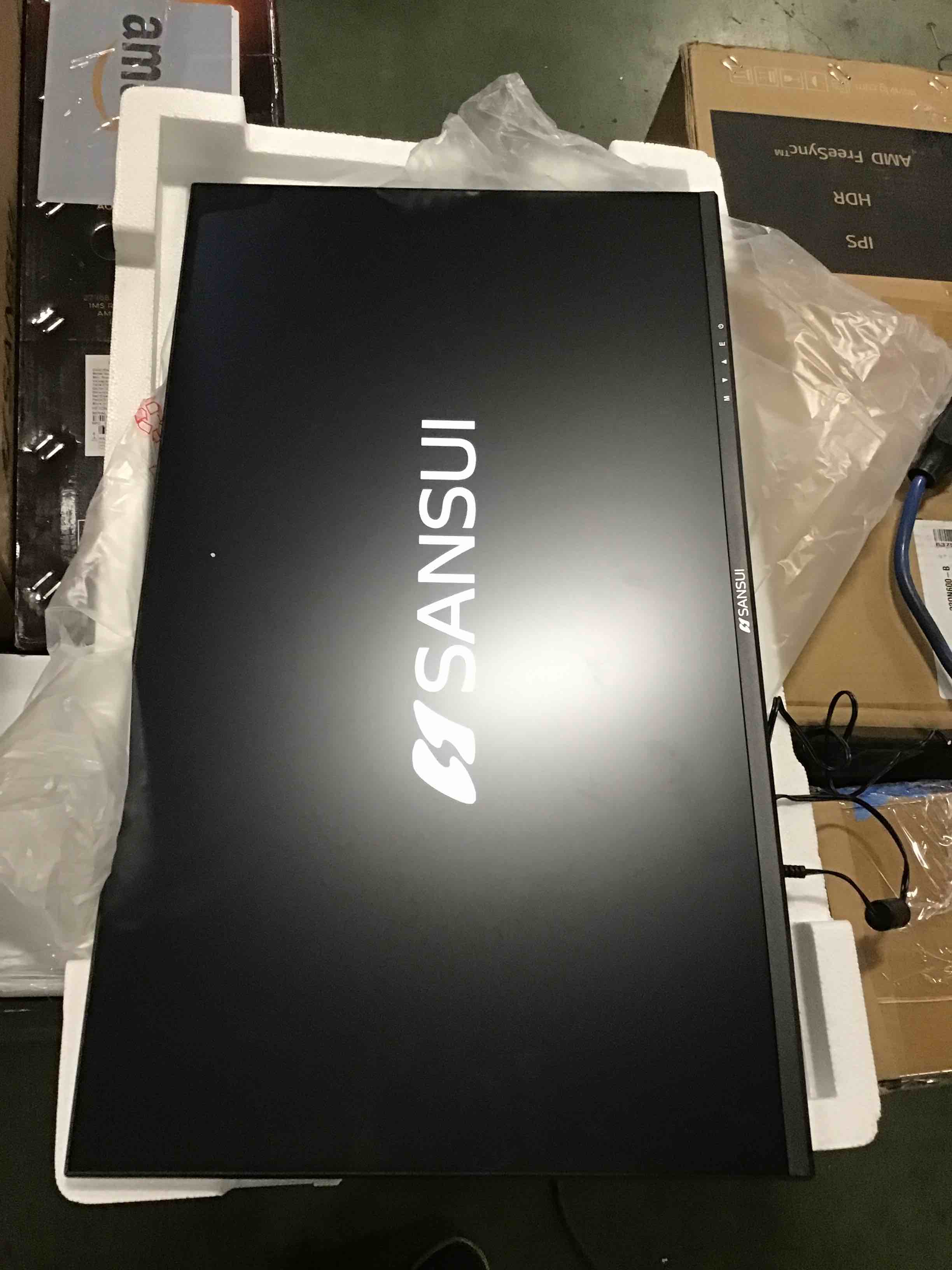 https://s3.amazonaws.com/lotting-images-prod/bidfta/GRA0445044_1732137212024.jpeg