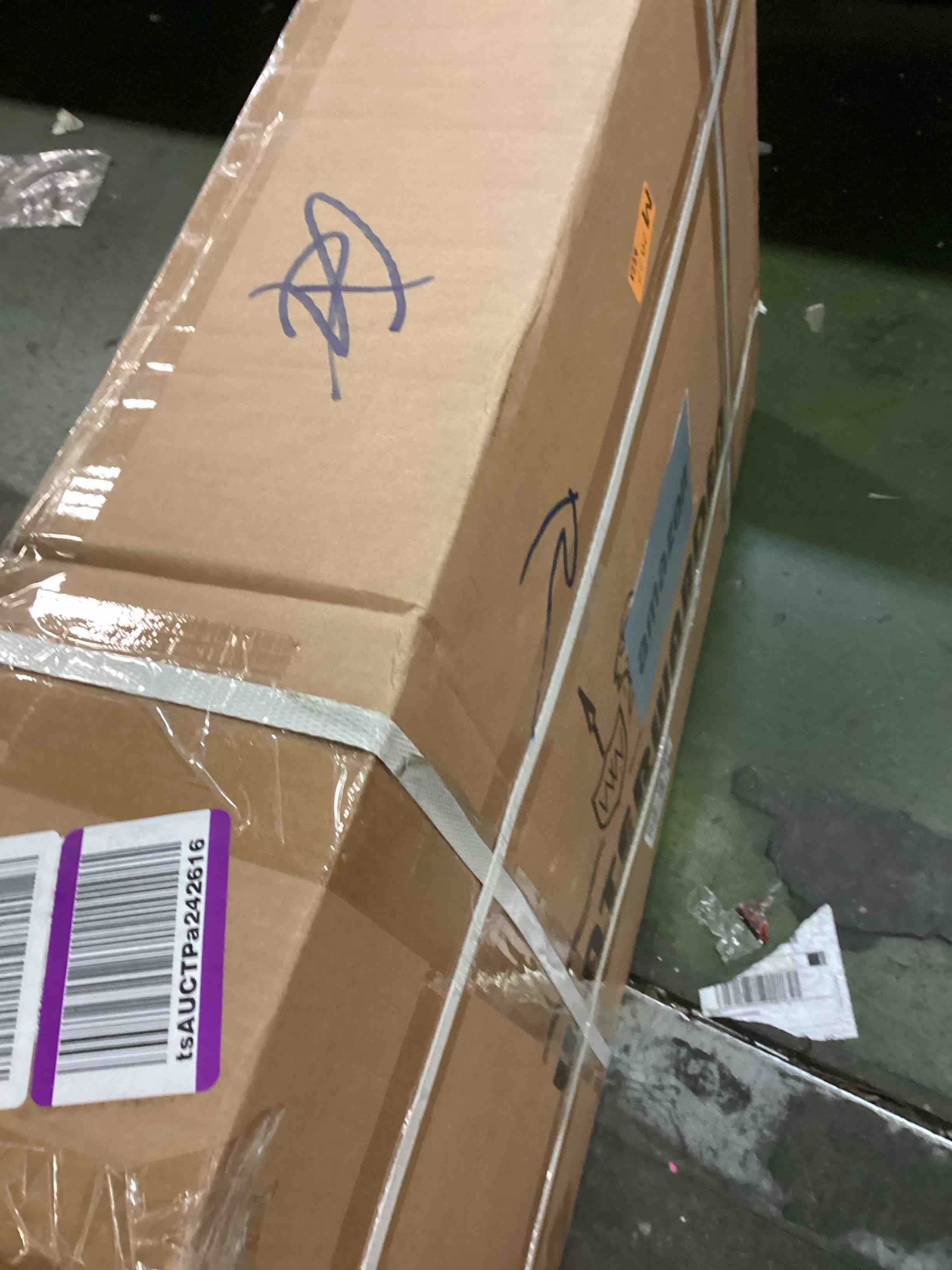 https://s3.amazonaws.com/lotting-images-prod/bidfta/GRA0445540_1731698490596.jpeg