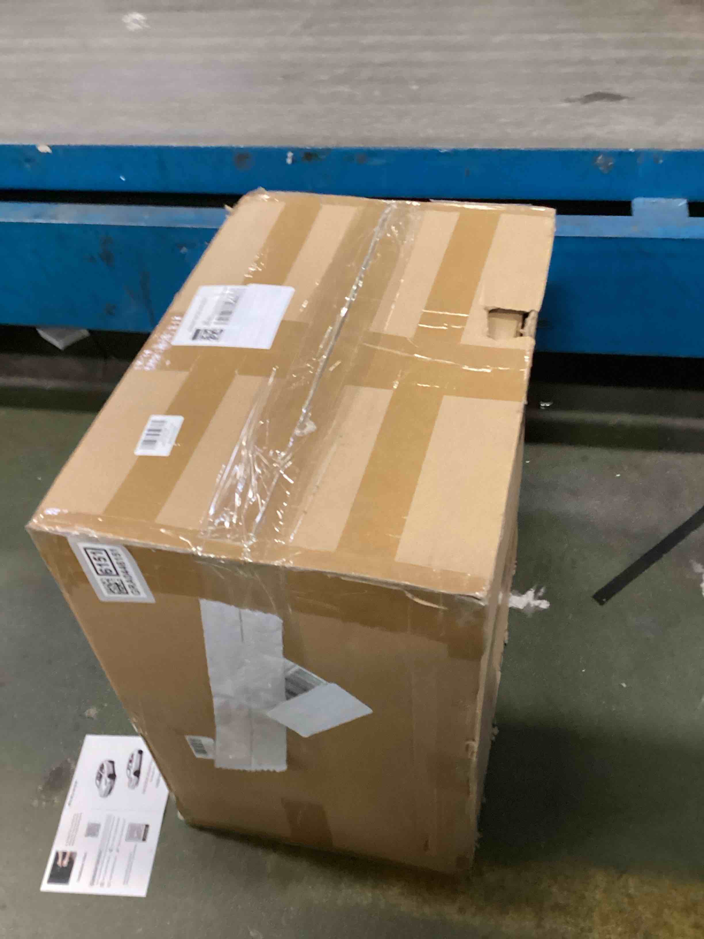 https://s3.amazonaws.com/lotting-images-prod/bidfta/GRA0446151_1732377443620.jpeg