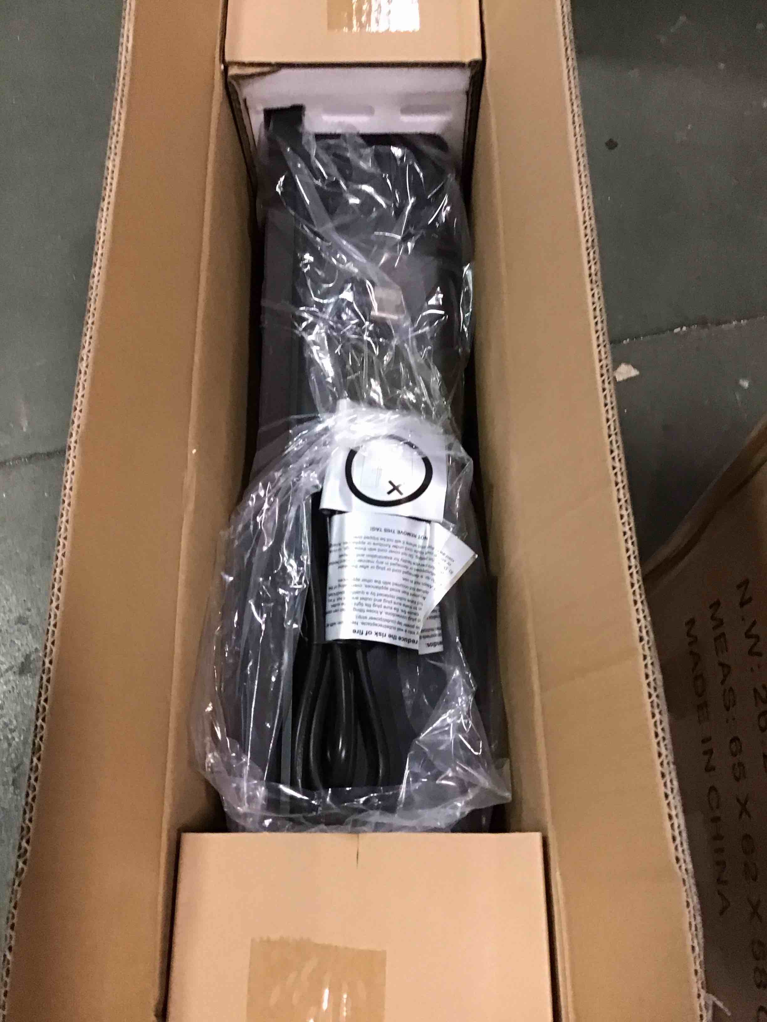 https://s3.amazonaws.com/lotting-images-prod/bidfta/GRA0446280_1732299295274.jpeg