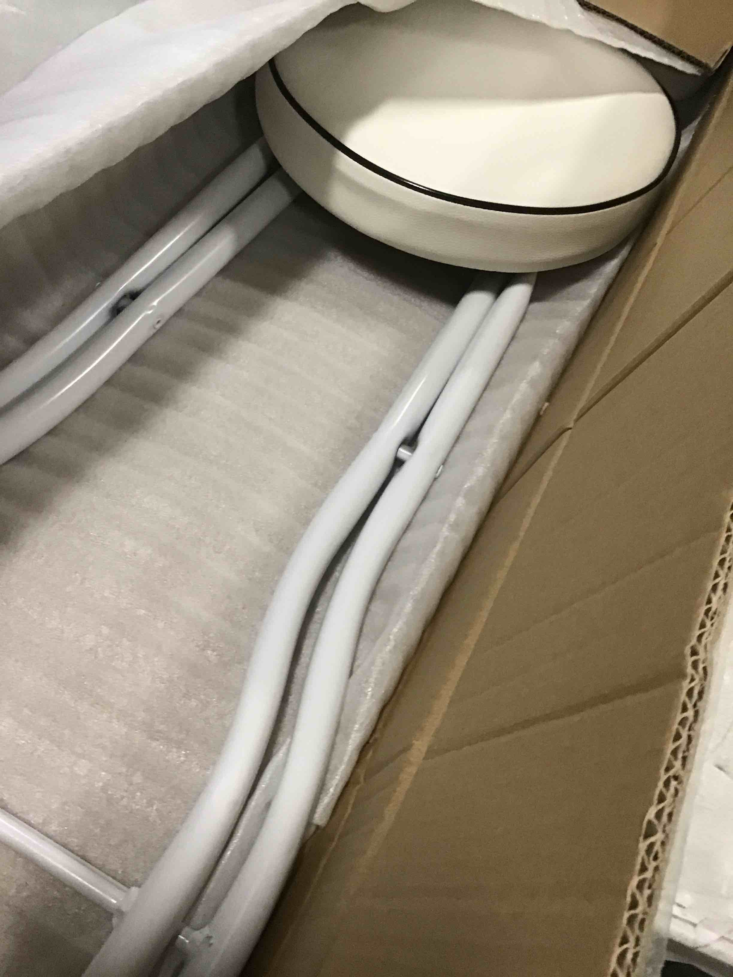 https://s3.amazonaws.com/lotting-images-prod/bidfta/GRA0446706_1732119730486.jpeg