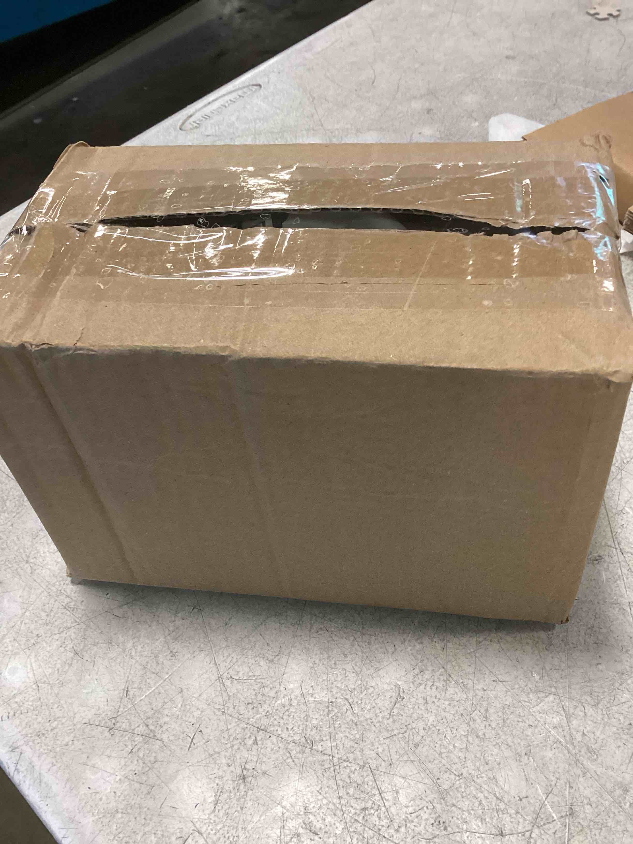 https://s3.amazonaws.com/lotting-images-prod/bidfta/GRA0448873_1731334866886.jpeg