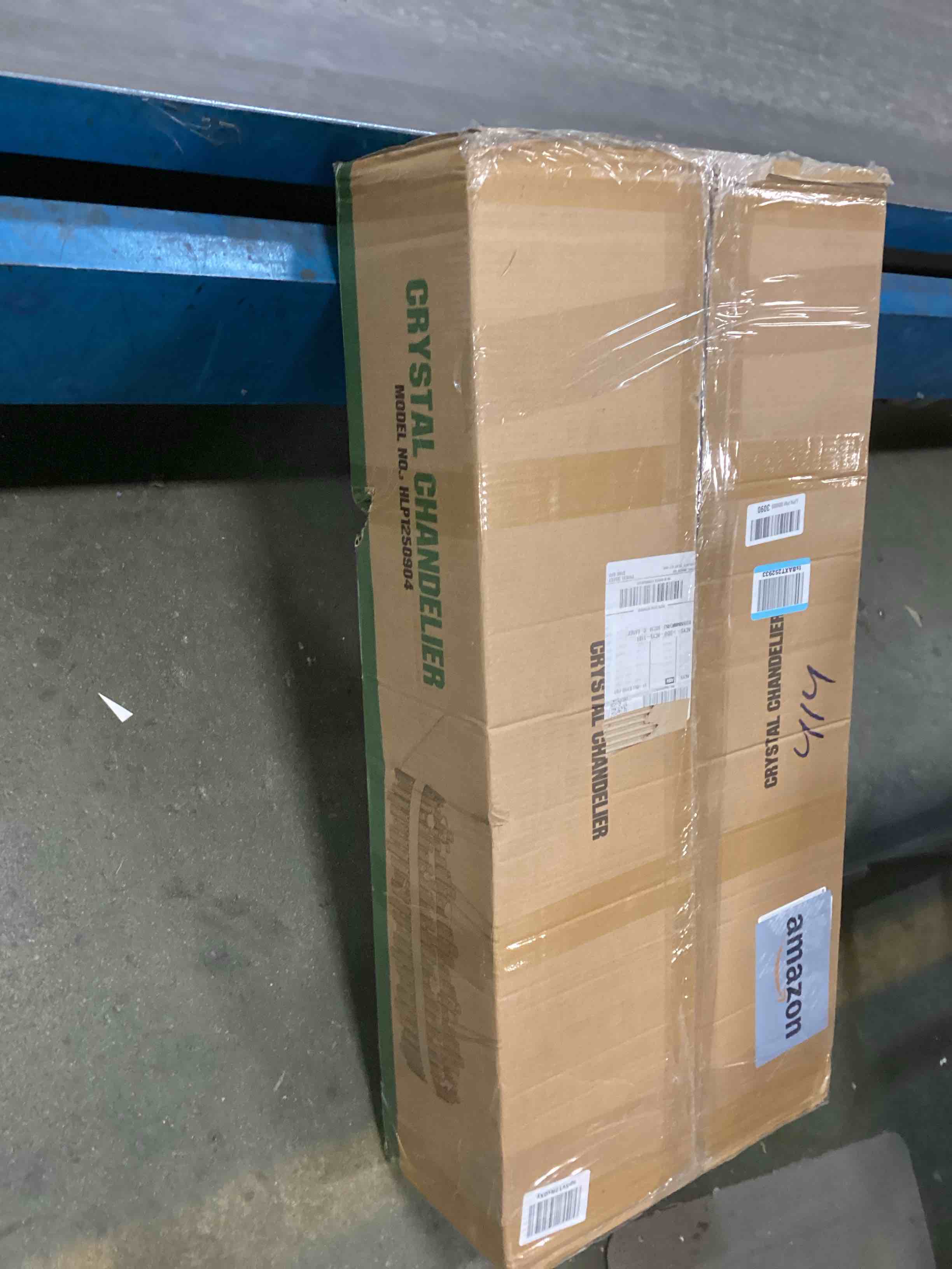 https://s3.amazonaws.com/lotting-images-prod/bidfta/GRA0449848_1730726777947.jpeg