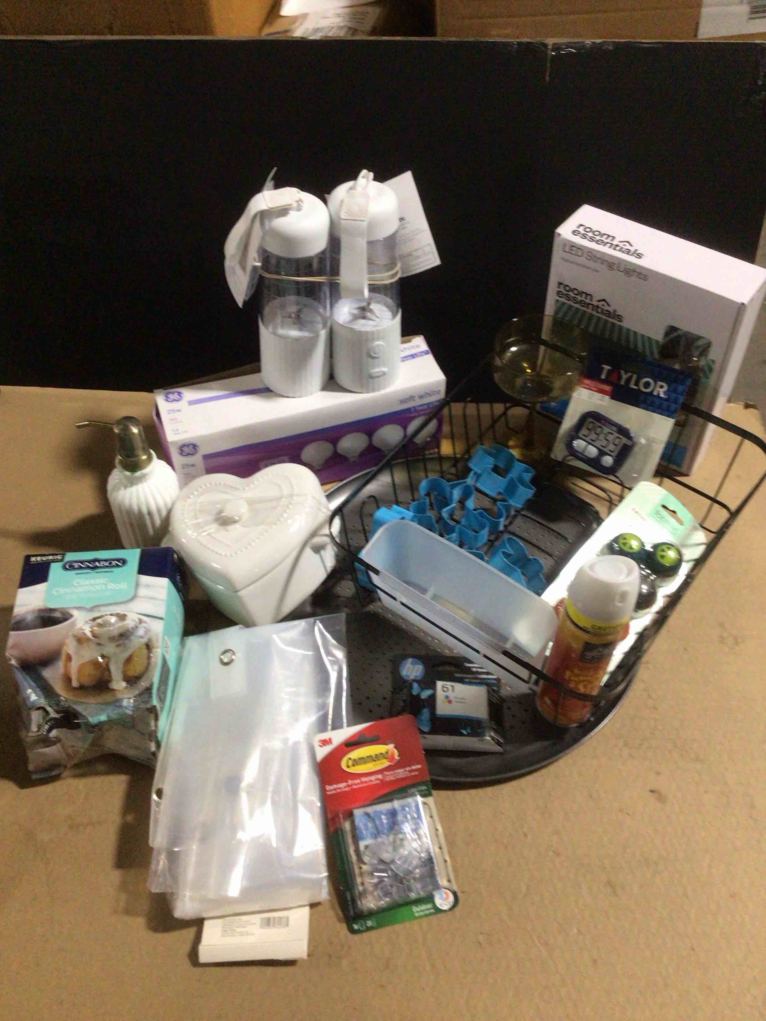 Household Items, Approximately 25 Items 