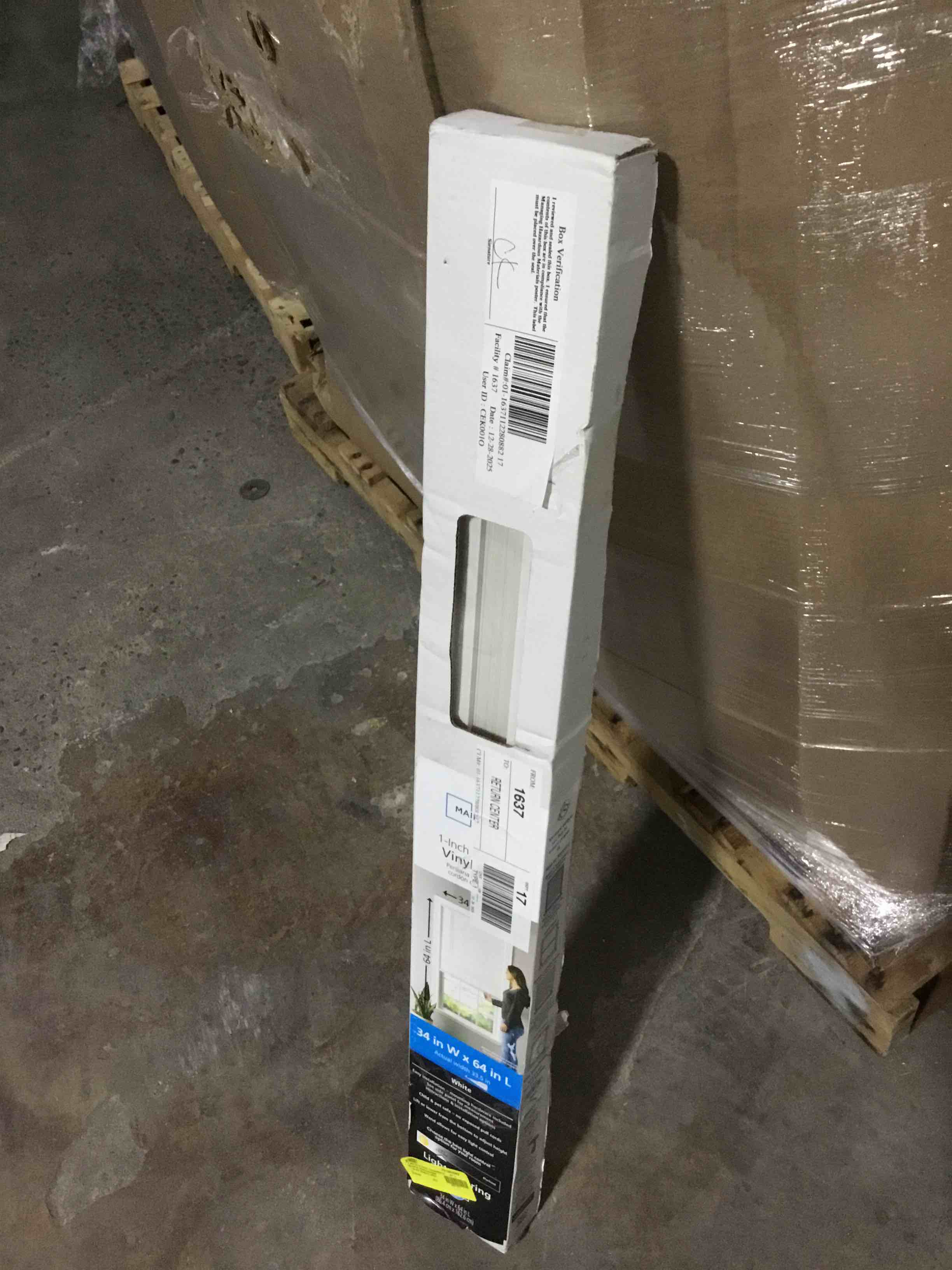 Condition photo showing Good Condition for Mainstays 1  Cordless Vinyl Light Filtering Mini Blinds  White  34x64