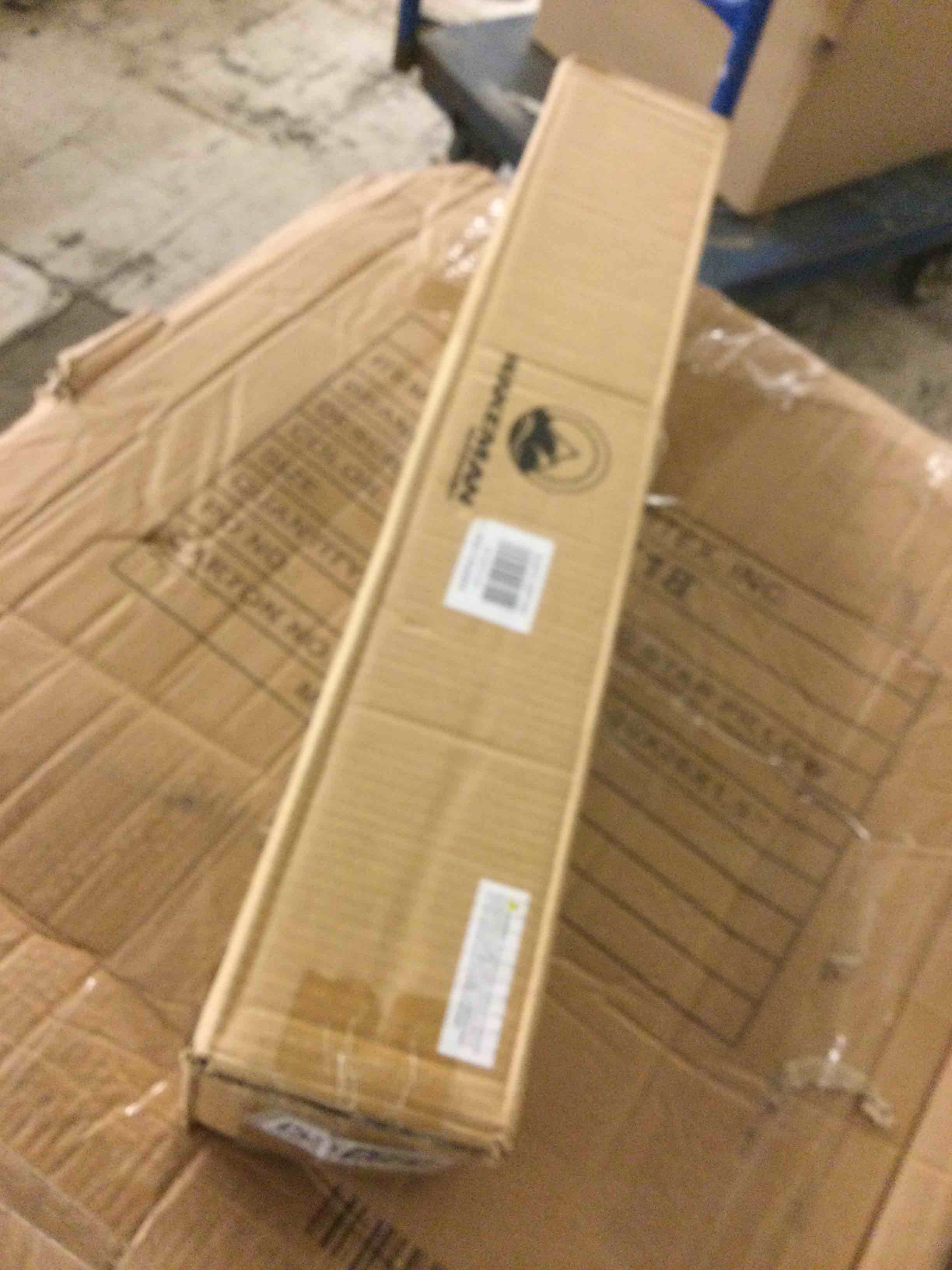 https://s3.amazonaws.com/lotting-images-prod/bidfta/GRA1318721_1760997278115.jpeg