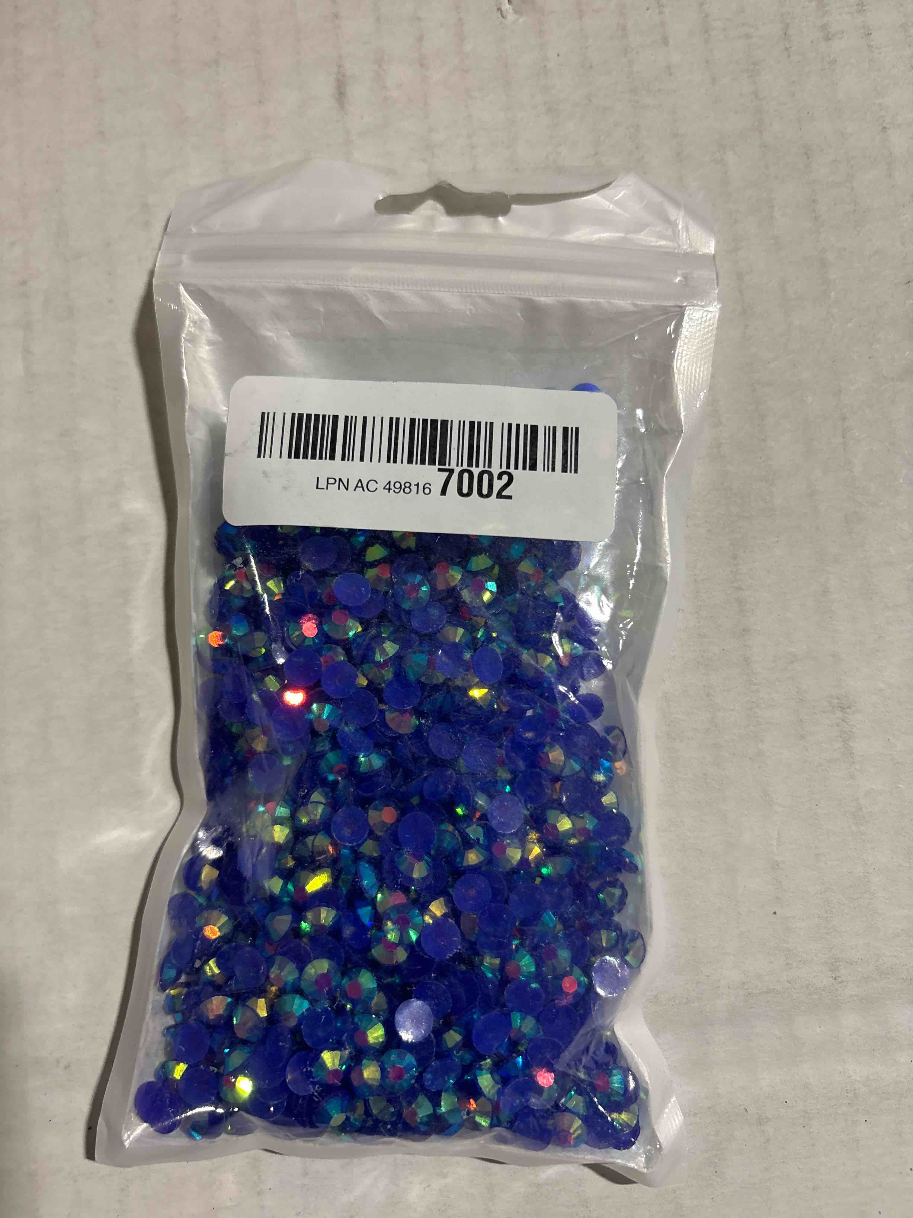 Condition photo showing New/Like New for 1280PCS 6mm Blue AB Resin Rhinestones for Crafts Royal Blue AB Flatback Jelly Rhinestones Bulk SS30 Non-Hotfix Stones Diamonds Crystals Gems Pack for Mugs Tumblers Bottles DIY Crafts Decoration Royal Blue AB 6mm Small Wholesale Pack