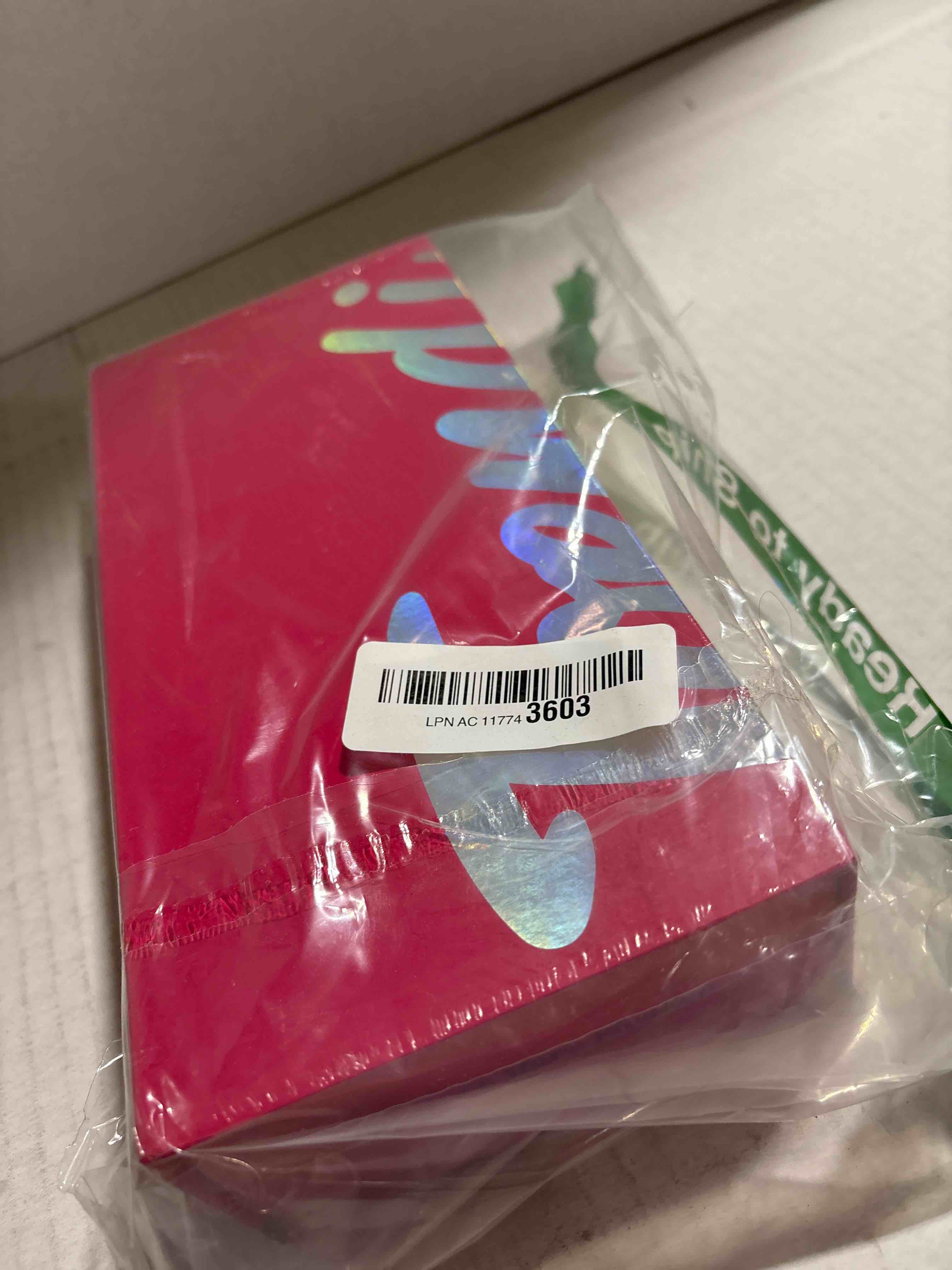 Condition photo showing New/Like New for ADULT N/A