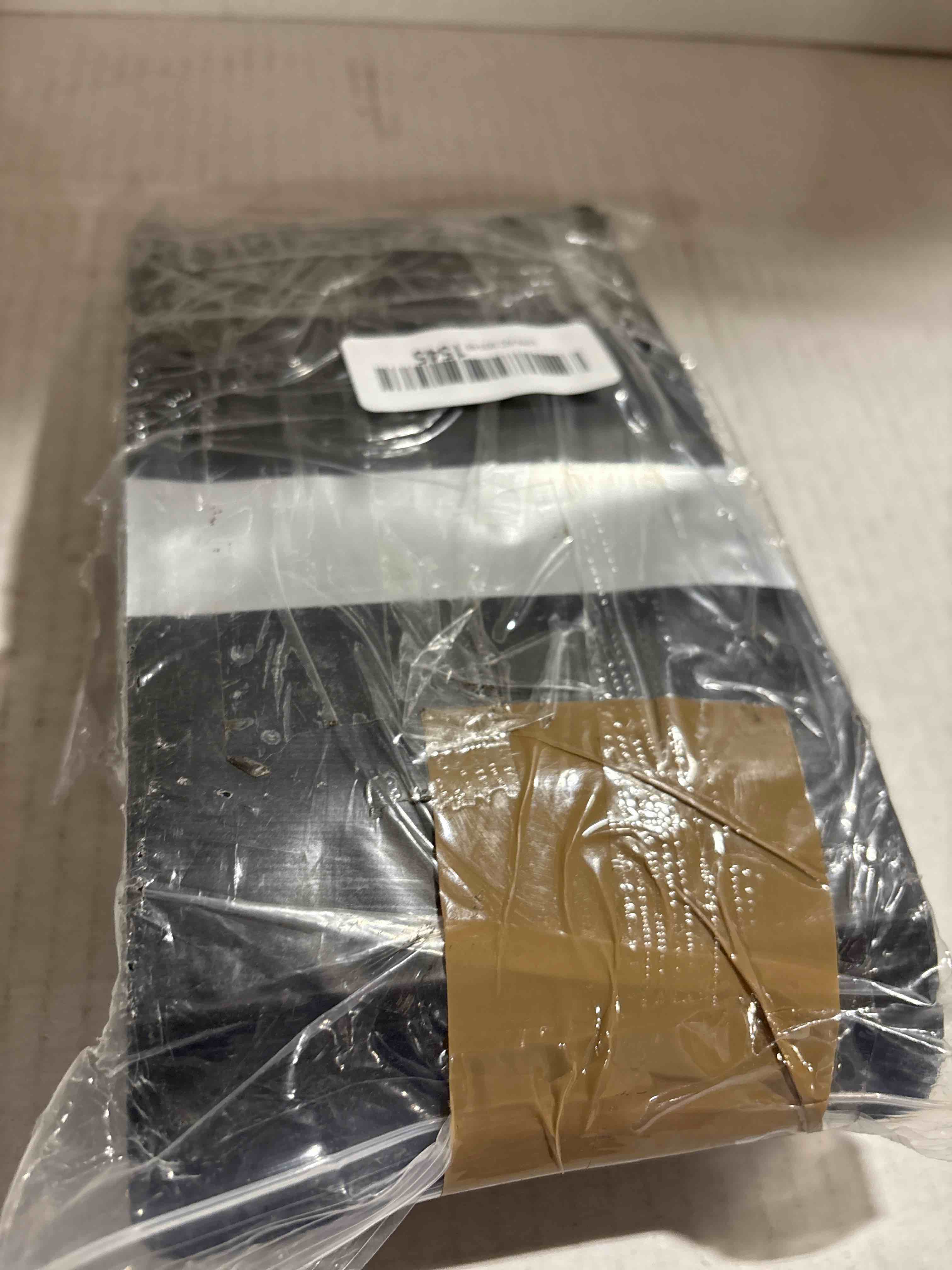 Condition photo showing New/Like New for 5.5"x7.8" 120pcs Mylar Bags for Food Storage,Smell Proof Bag with Matte Window Resealable Food Storage Bags for Small Business, Stand-up Foil Pouch Packaging Freeze Dried Candy Bag(Black) 5.5"x7.8" black