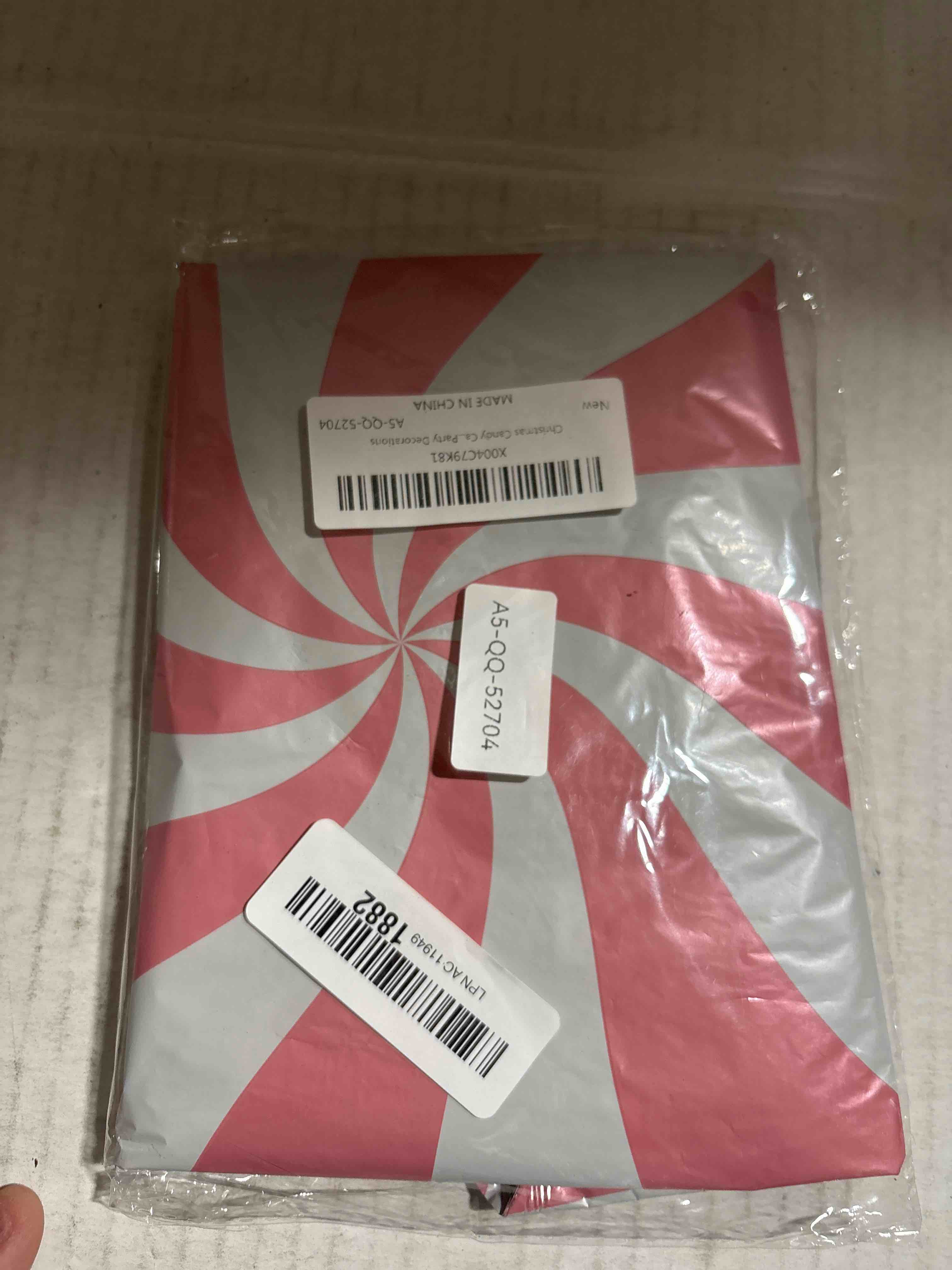 Condition photo showing Good Condition for box of assorted items 