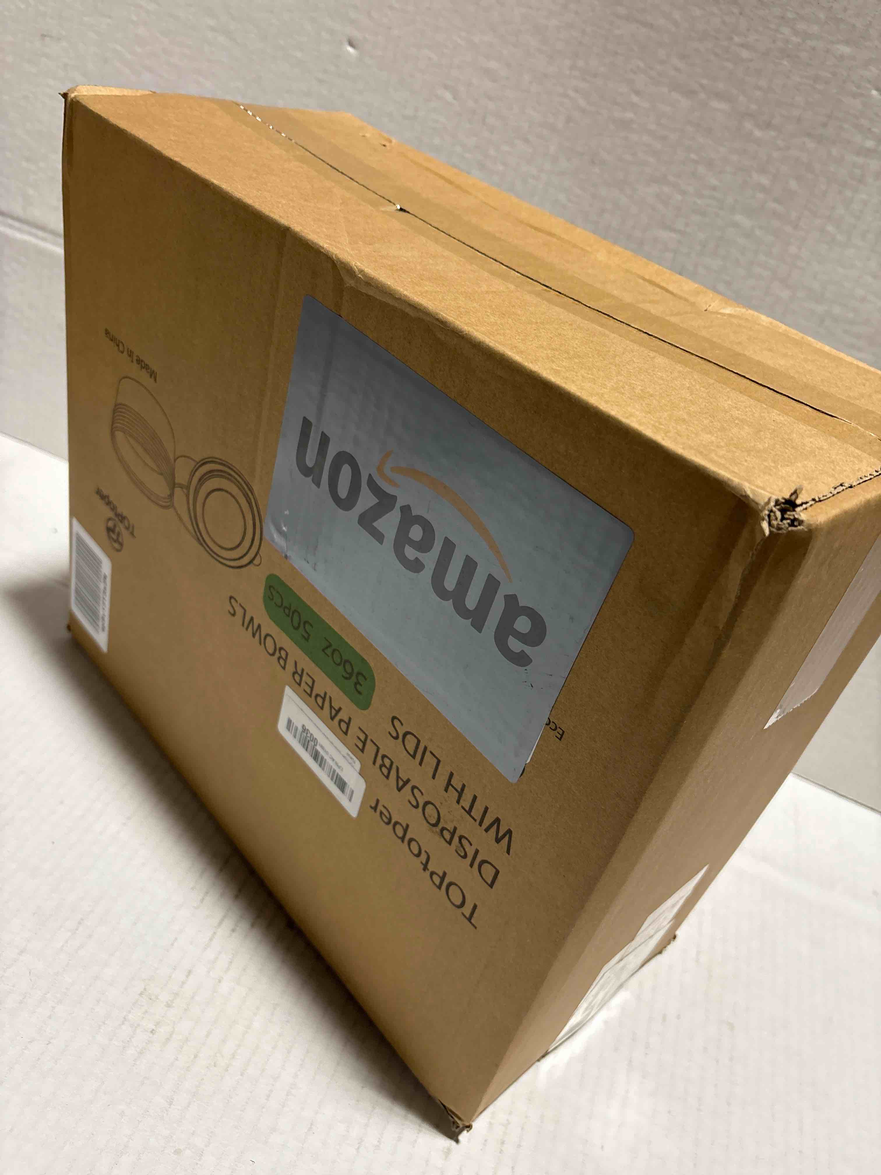 Condition photo showing New/Like New for 36Oz 50Pcs Large Paper Bowls with Lids, Disposable Soup Serving Bowls Bulk Party Supplies for Hot/Cold Food, Soup (36 OZ)