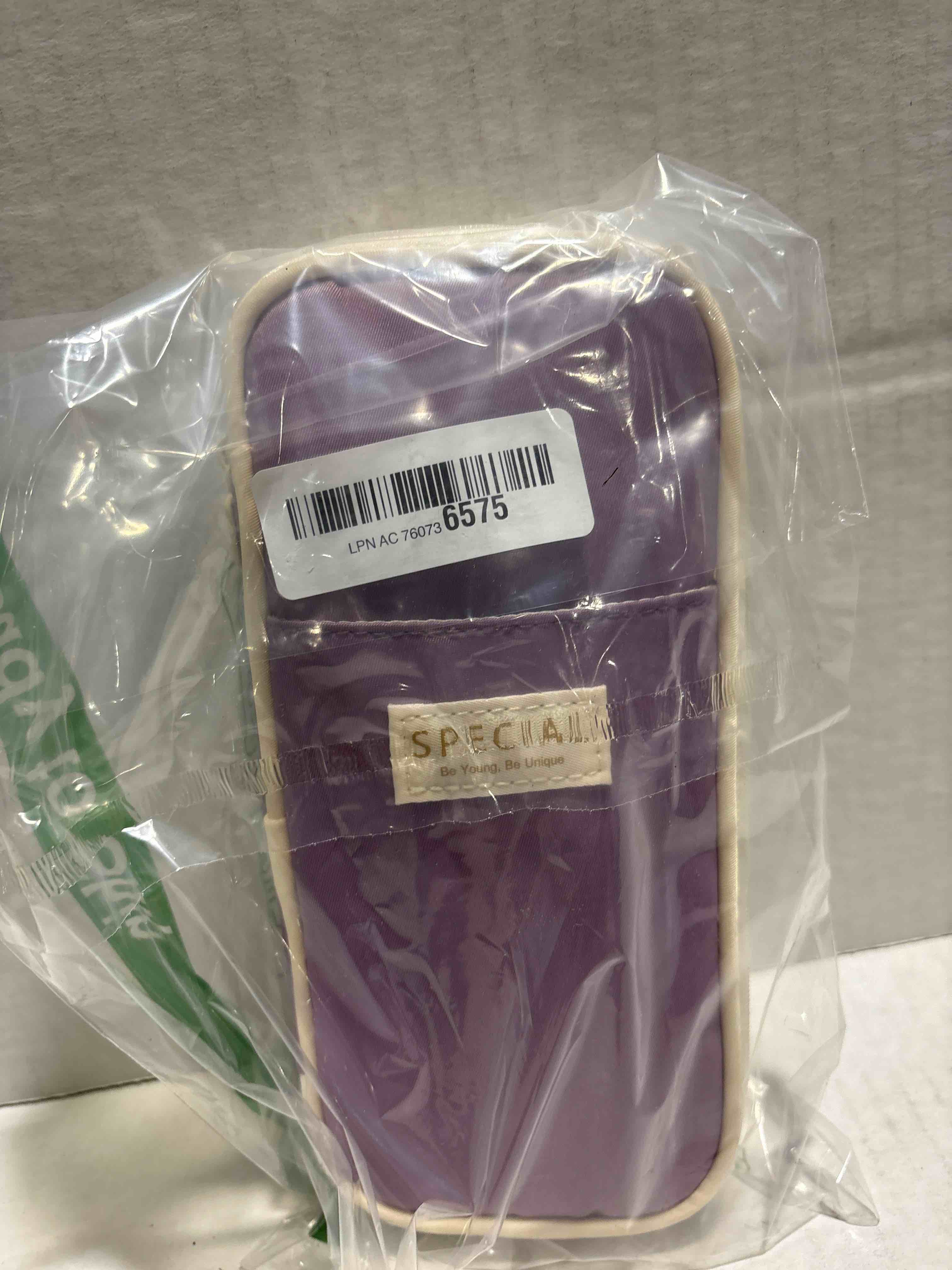 Condition photo showing New/Like New for Four Candies 39 PCS Aesthetic School Supplies with Cute Pen Case, 12 Pastel Highlighters, 5 Black Ink Gel Pens, 6 Mechanical Pencils Set for Students Stationary College Essentials (Purple) Purple 39 Count (Pack of 1)