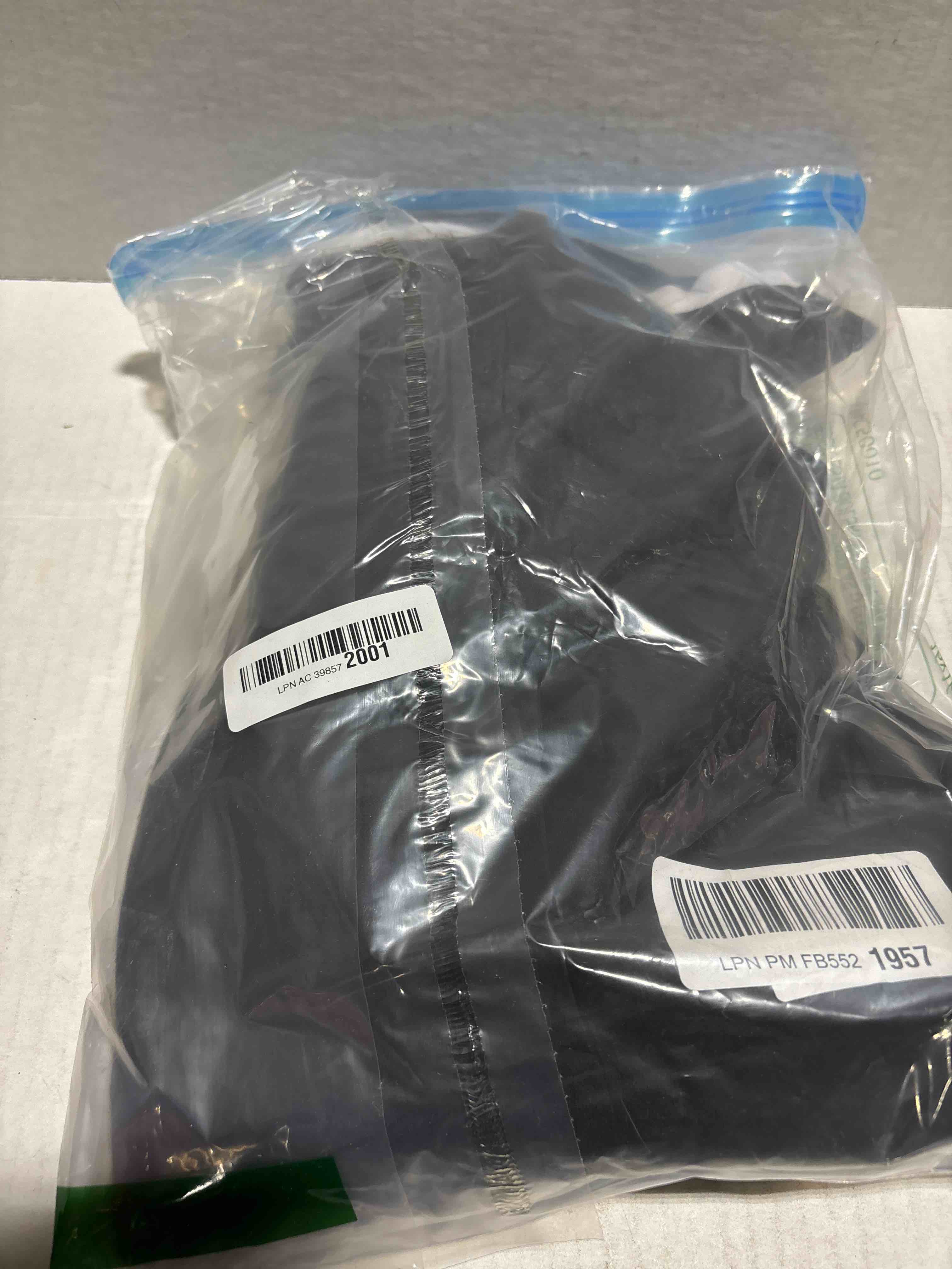 Condition photo showing New/Like New for Aloodor Sweatsuit for Women 2 Piece Outfits for Womens Crewneck Sweatshirts Pullover 2a-black XX-Large