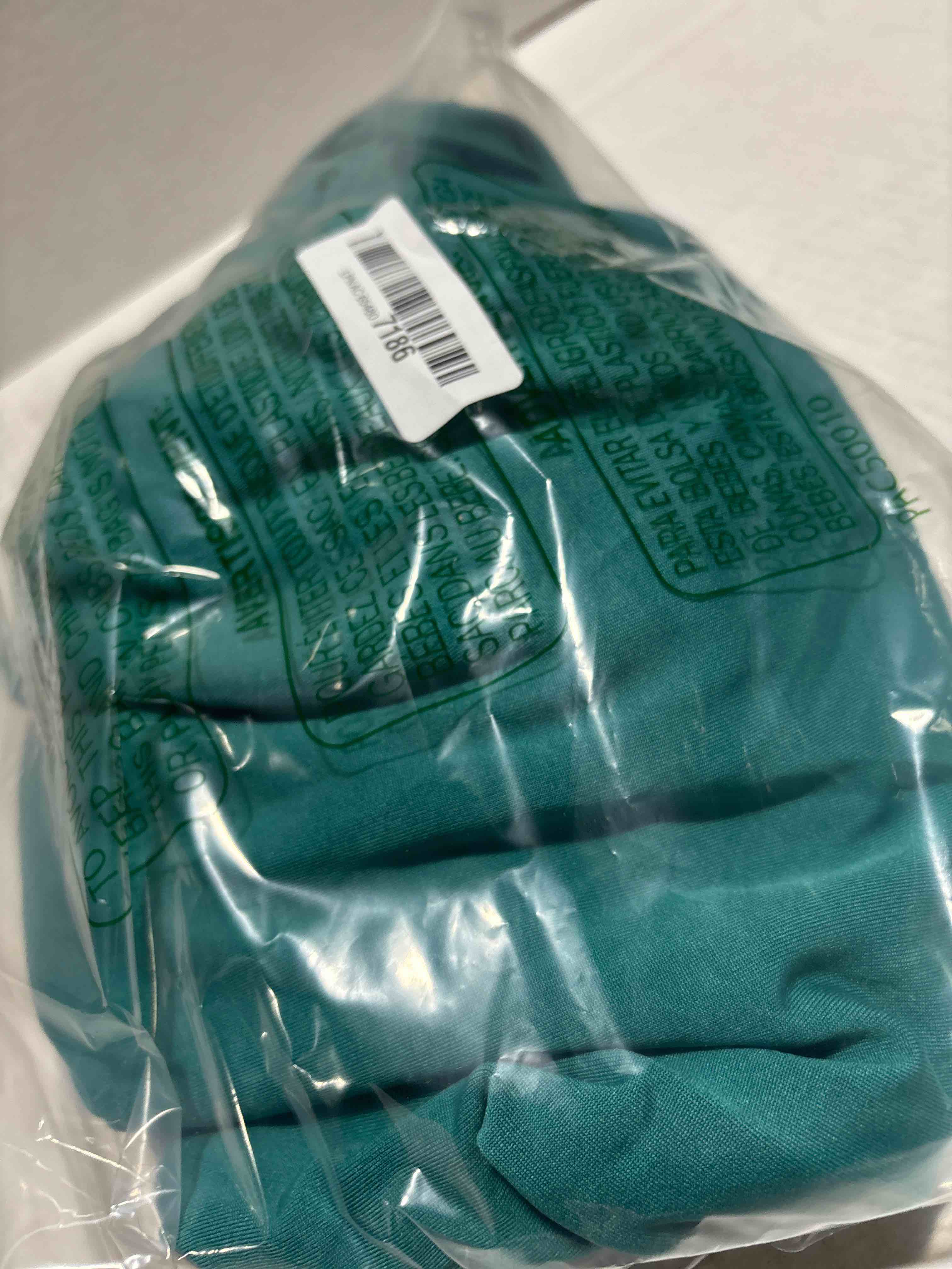 Condition photo showing New/Like New for Table Covers for 8 Foot Tables, Jade Green Washable and Wrinkle Resistant Stretch Tablecloths Rectangle 8ft for Events, Wedding, Banquets, Parties 96" x 30" (Rectangular) Jade Green