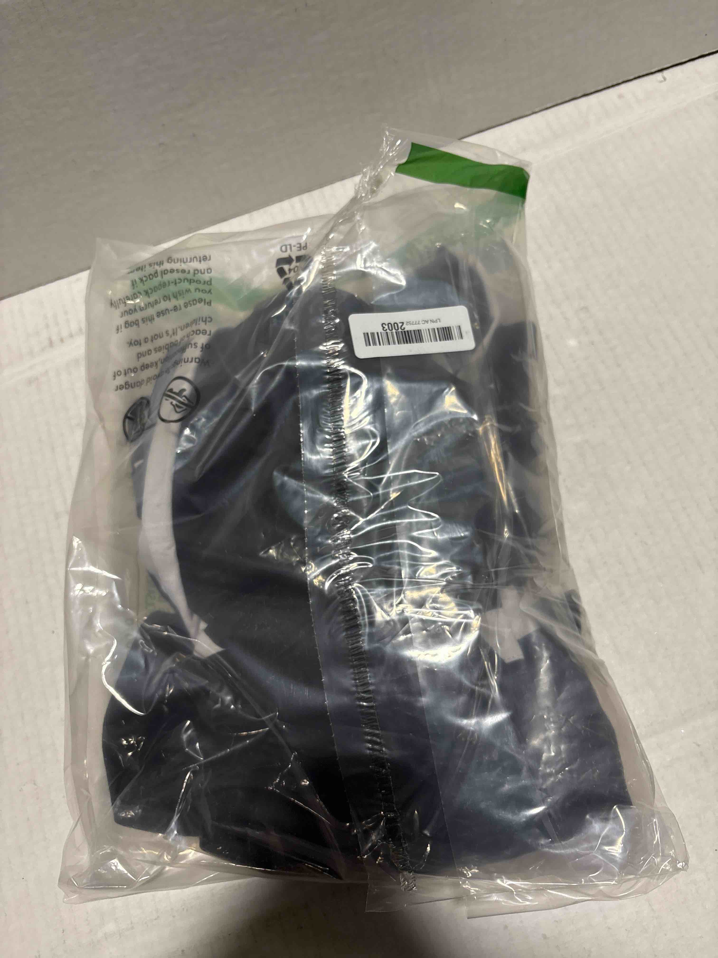 Condition photo showing New/Like New for Aloodor Sweatsuit for Women 2 Piece Outfits for Womens Crewneck Sweatshirts Pullover 2a-black Medium