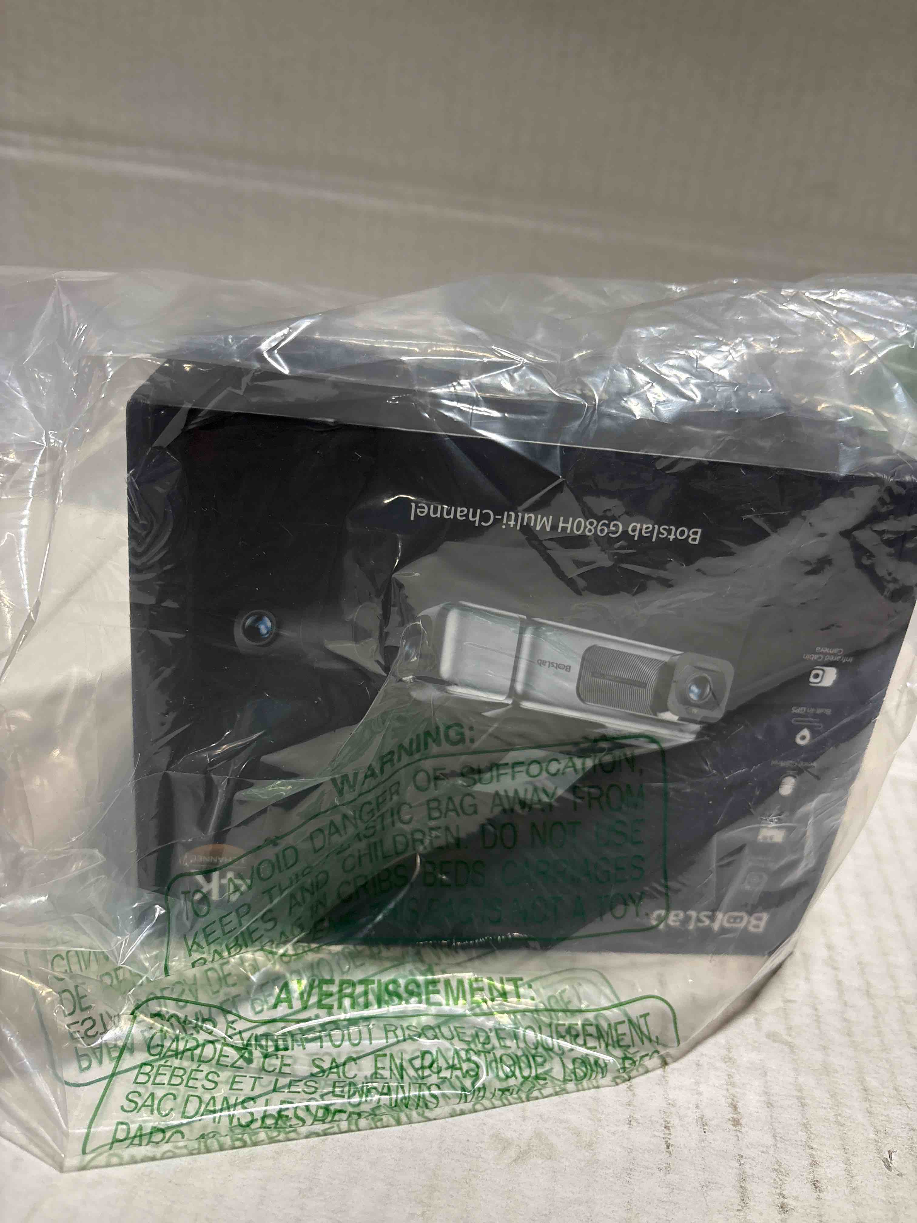 Condition photo showing New/Like New for BOTSLAB 3 Channel Dash Cam 4K with 128GB Card, 3.18" Touch Screen, Voice Control, 4K Front and 1080P Rear Inside Loop Recording, 5.8GHz WiFi, GPS, Night Vision, WDR, Parking Mode Dark Gray