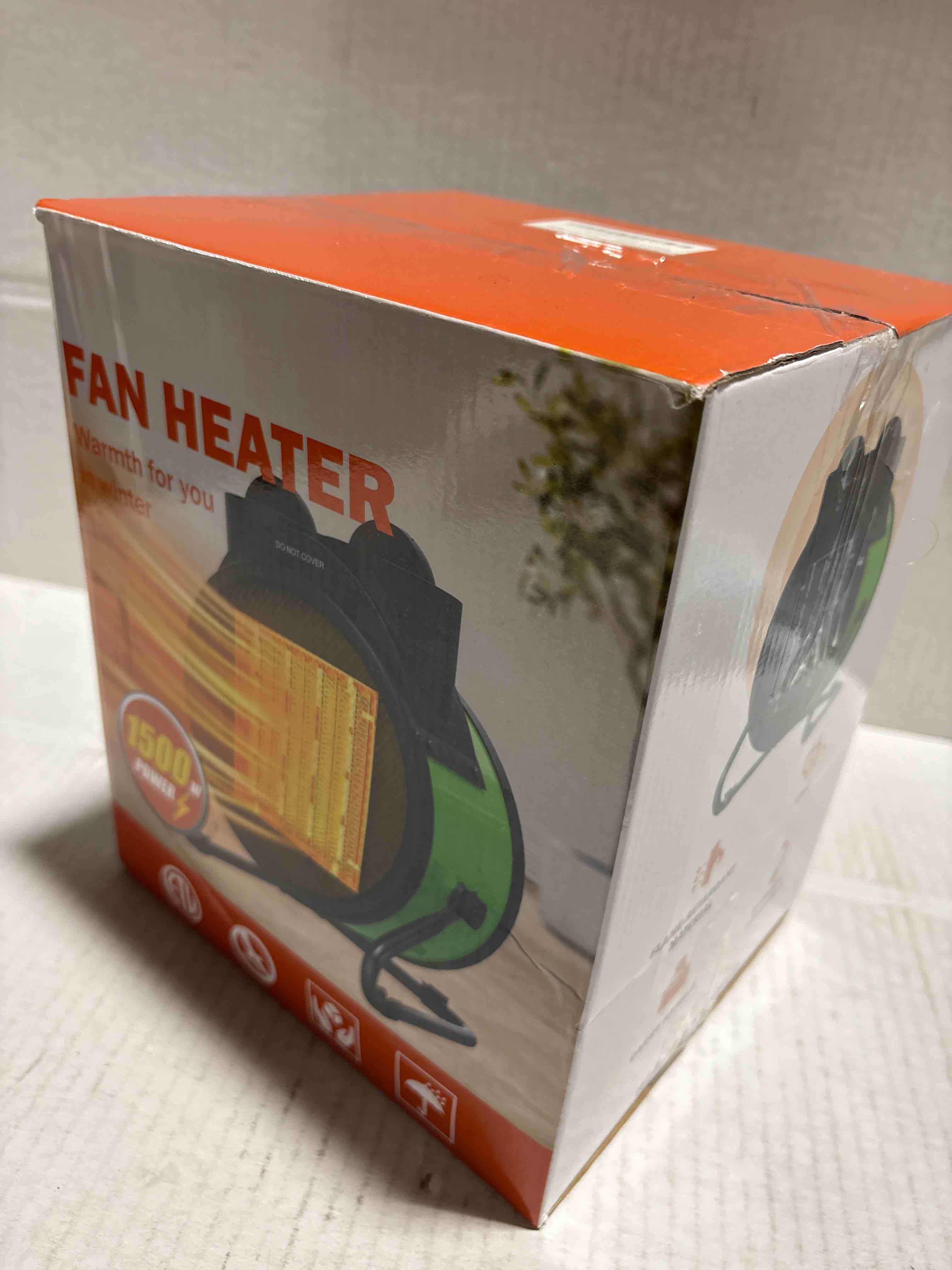 Condition photo showing New/Like New for Buyplus Outdoor Heaters for Patio, 1500W Electric Garage Heater with 90°Adjustable Angle, Overheat Protection & 2S Fast Heating, Greenhouse Heater for Patio, Garage, Greenhouse, Indoor Outdoor, Green