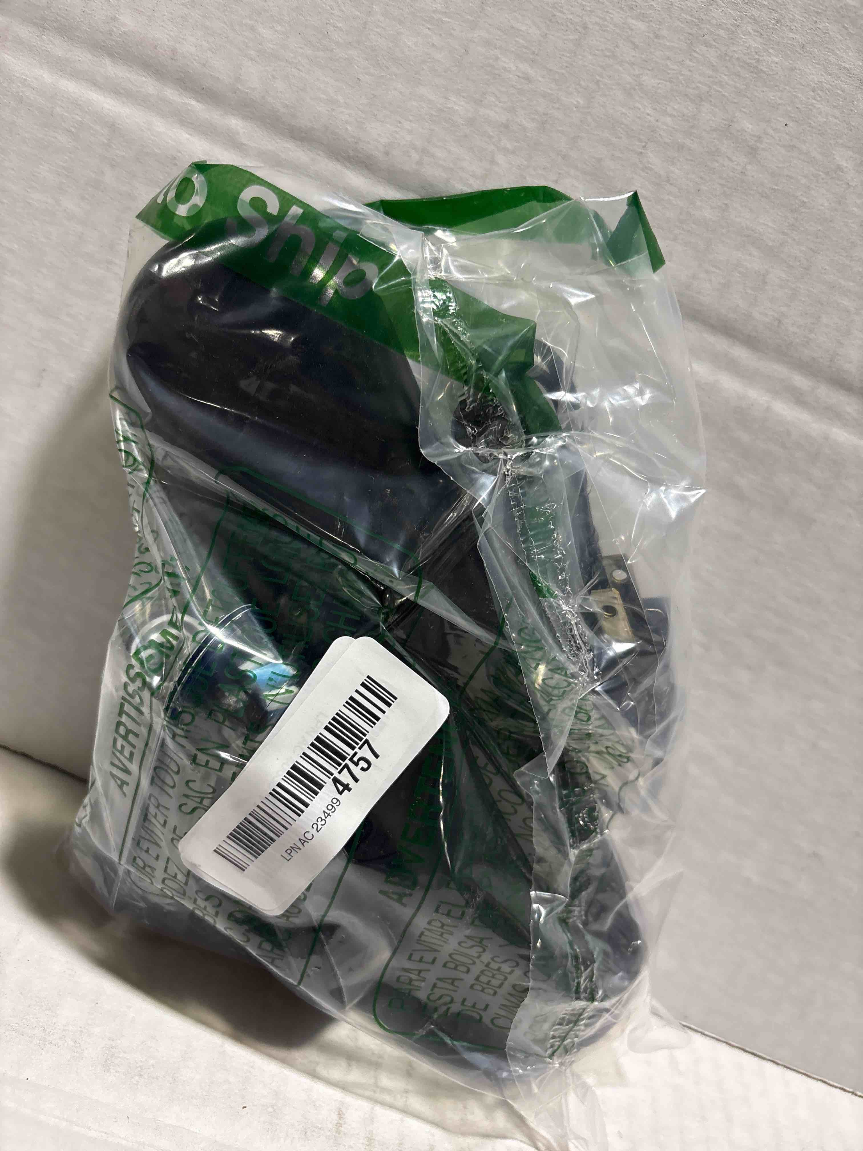 Condition photo showing Good Condition for Oral-B iO Series 8 Electric Toothbrush with 2 Replacement Brush Heads, Violet Ametrine iO8 Power Handle Violetametrine