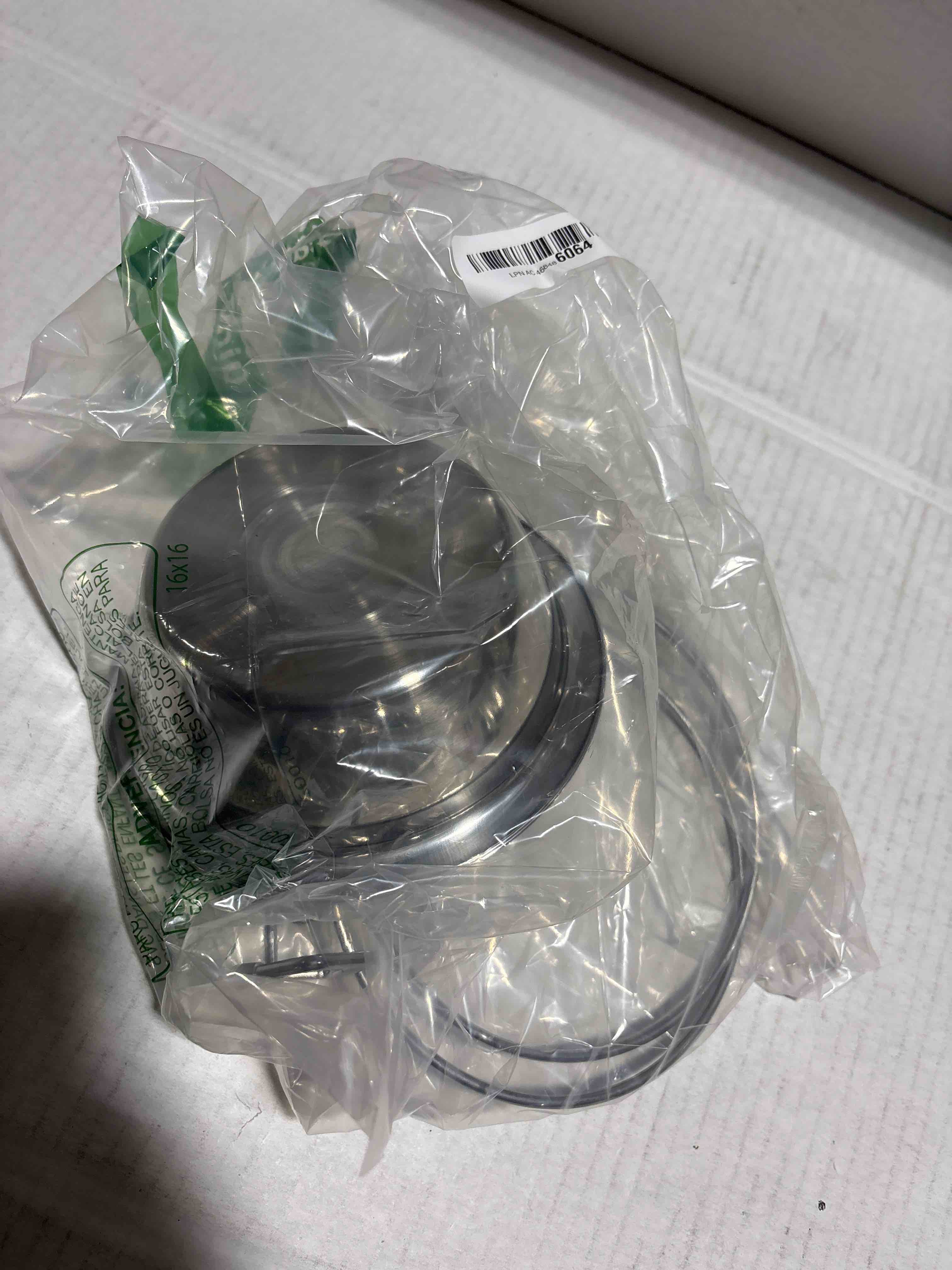 Condition photo showing Good Condition for 2PCS Kennel Water Bowl Hanging, Stainless Steel Puppy Bowls for Small Dog Cage, Kennel, Crate, Catio Accessories, Dog Crate Water Bowl Dish Feeder Food Holder No Spill (20oz/2.5cups)